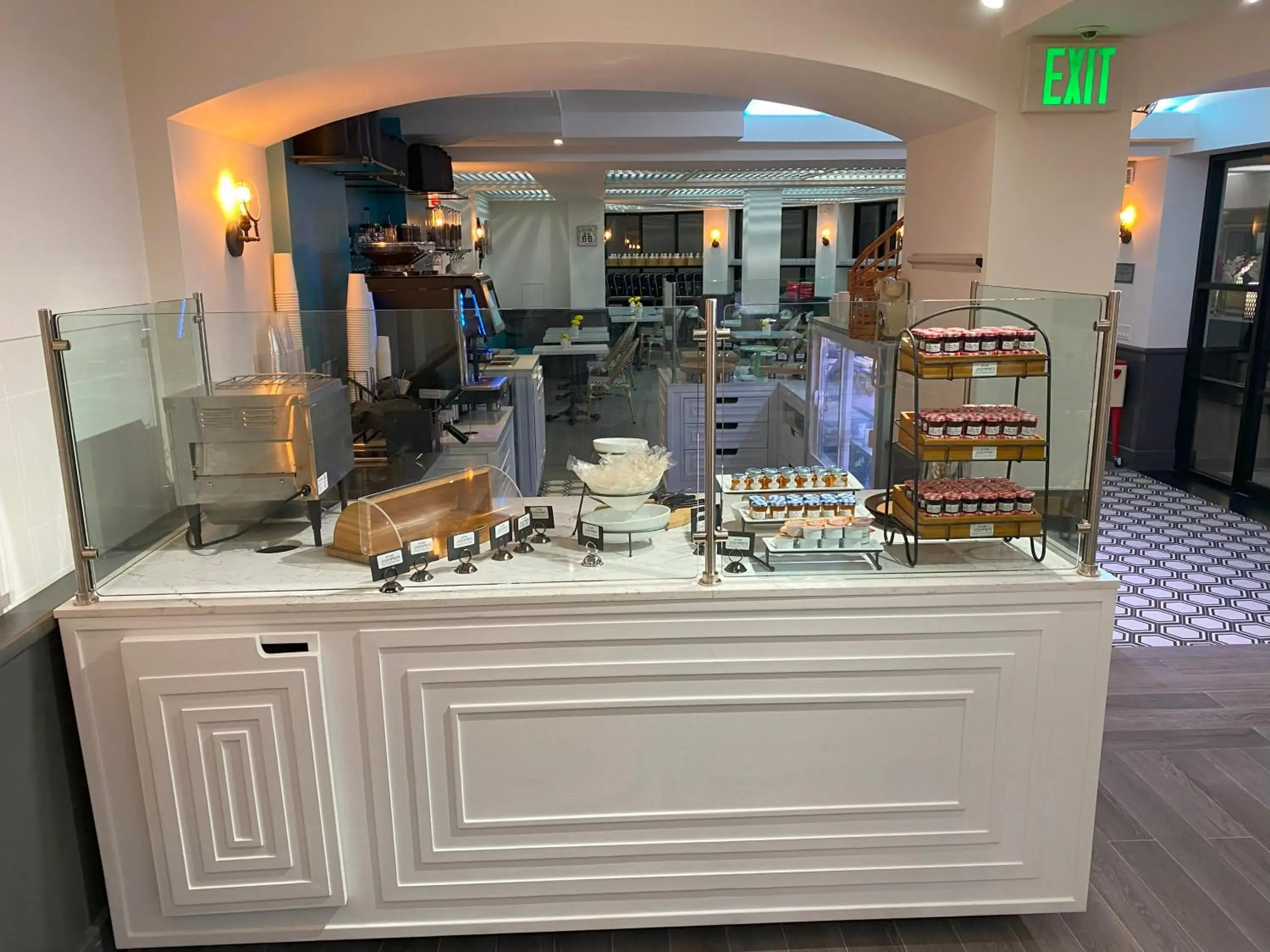 Restaurant/places to eat in Hollywood Hotel Restaurant/places to eat in Hollywood Hotel