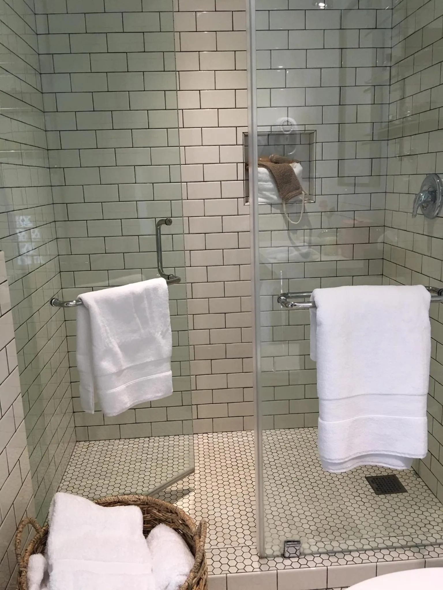 Bathroom in Hollywood Hotel