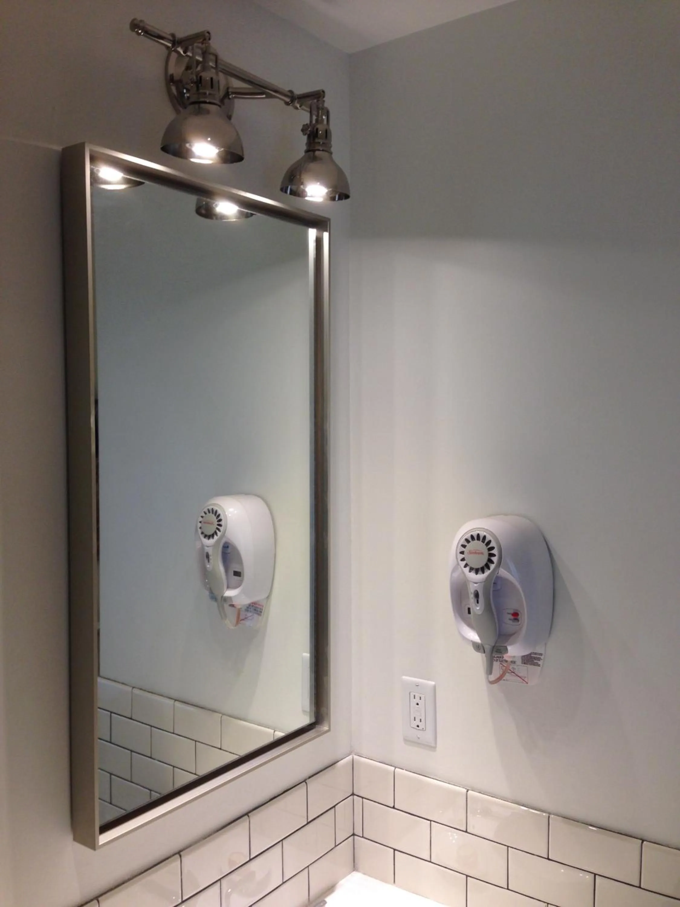 Bathroom in Hollywood Hotel