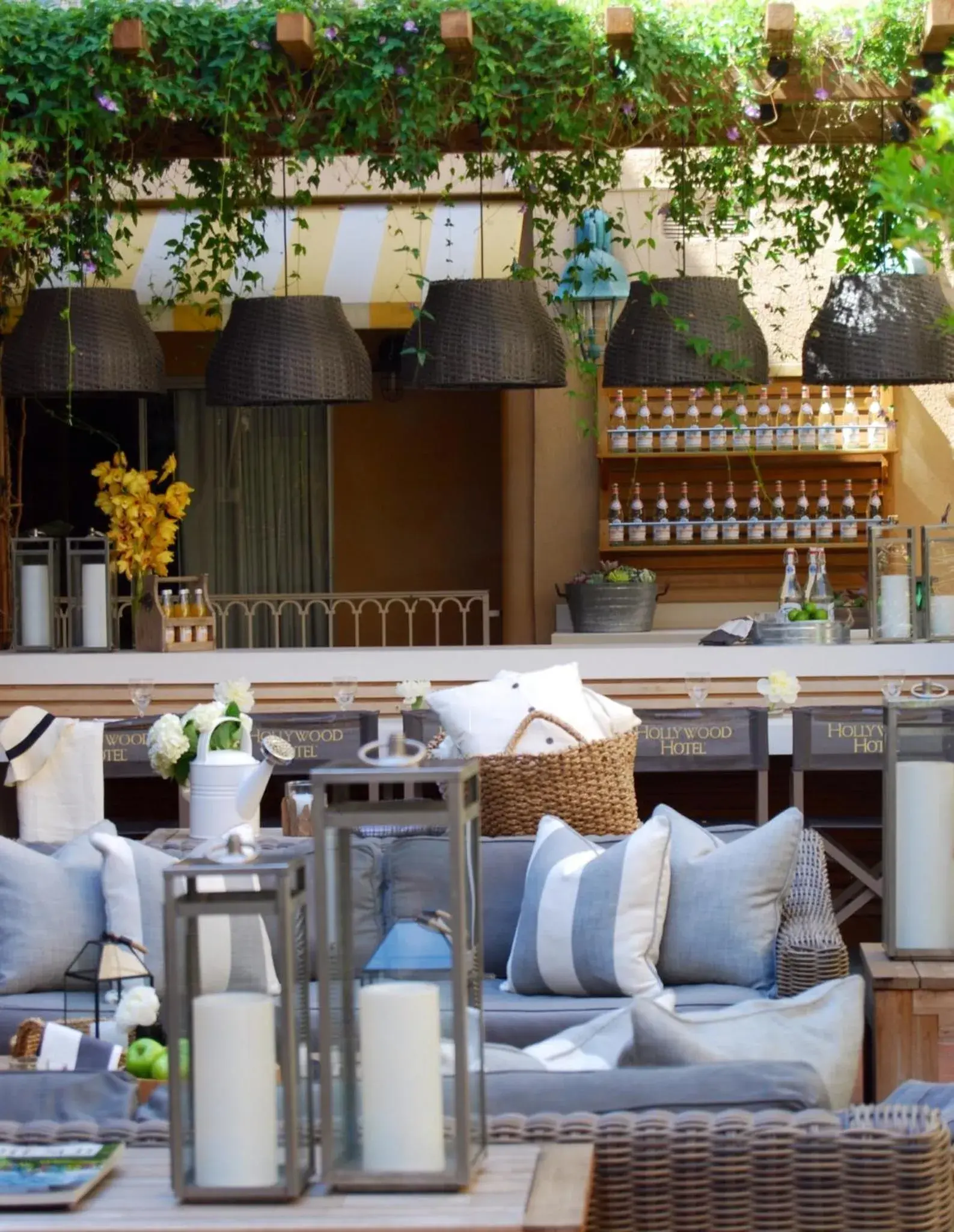 Restaurant/places to eat in Hollywood Hotel Restaurant/places to eat in Hollywood Hotel