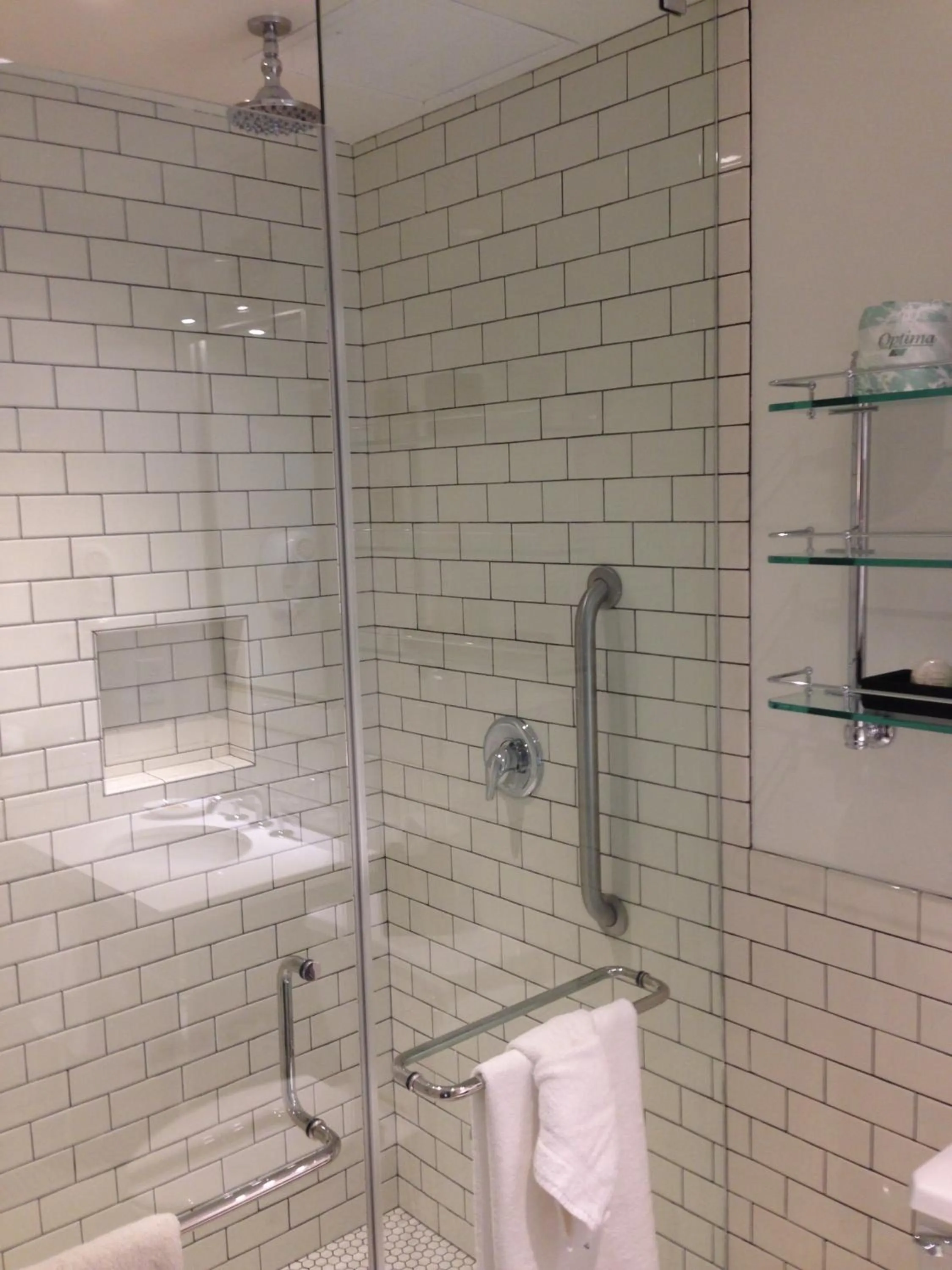 Bathroom in Hollywood Hotel