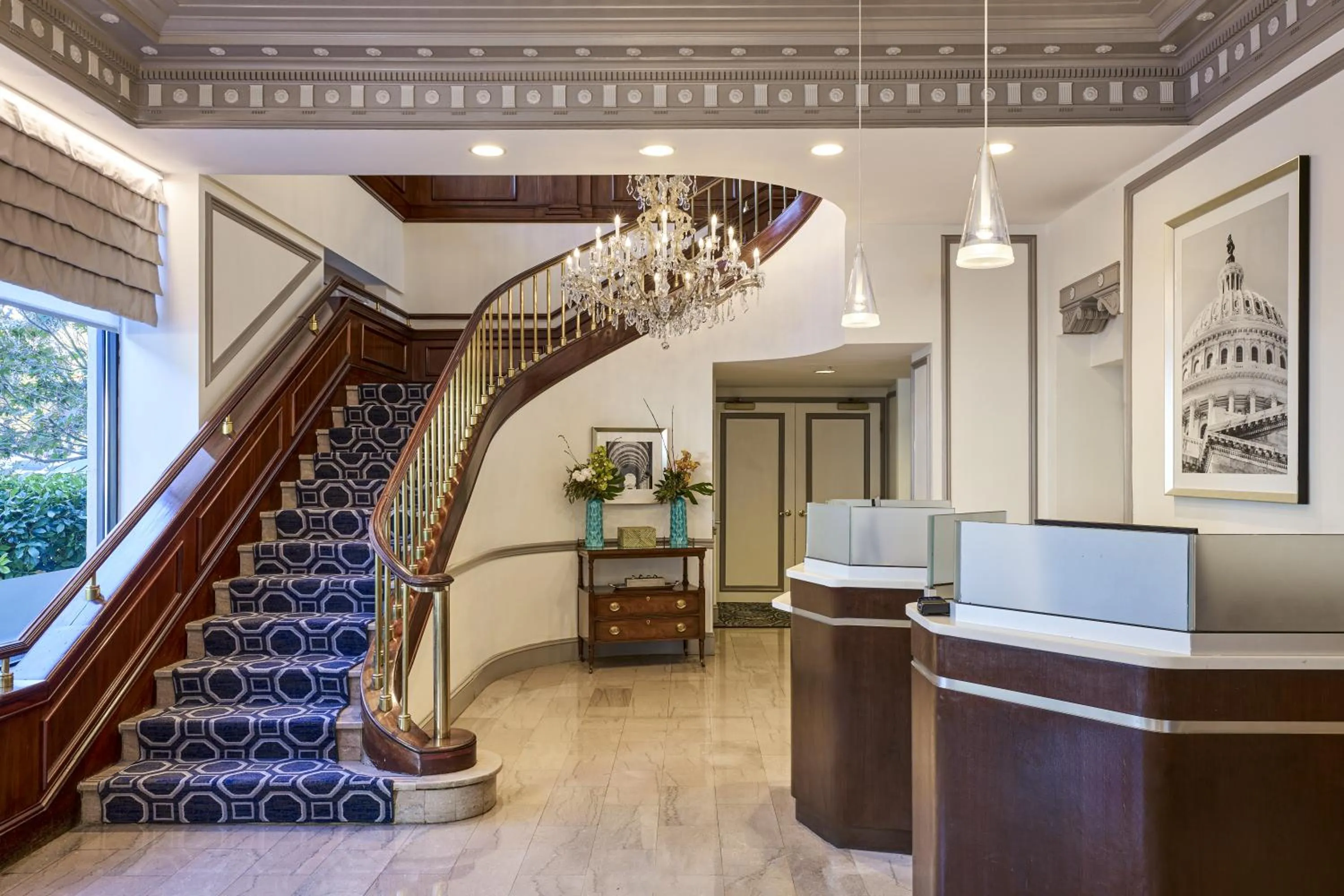 Lobby or reception in Phoenix Park Hotel