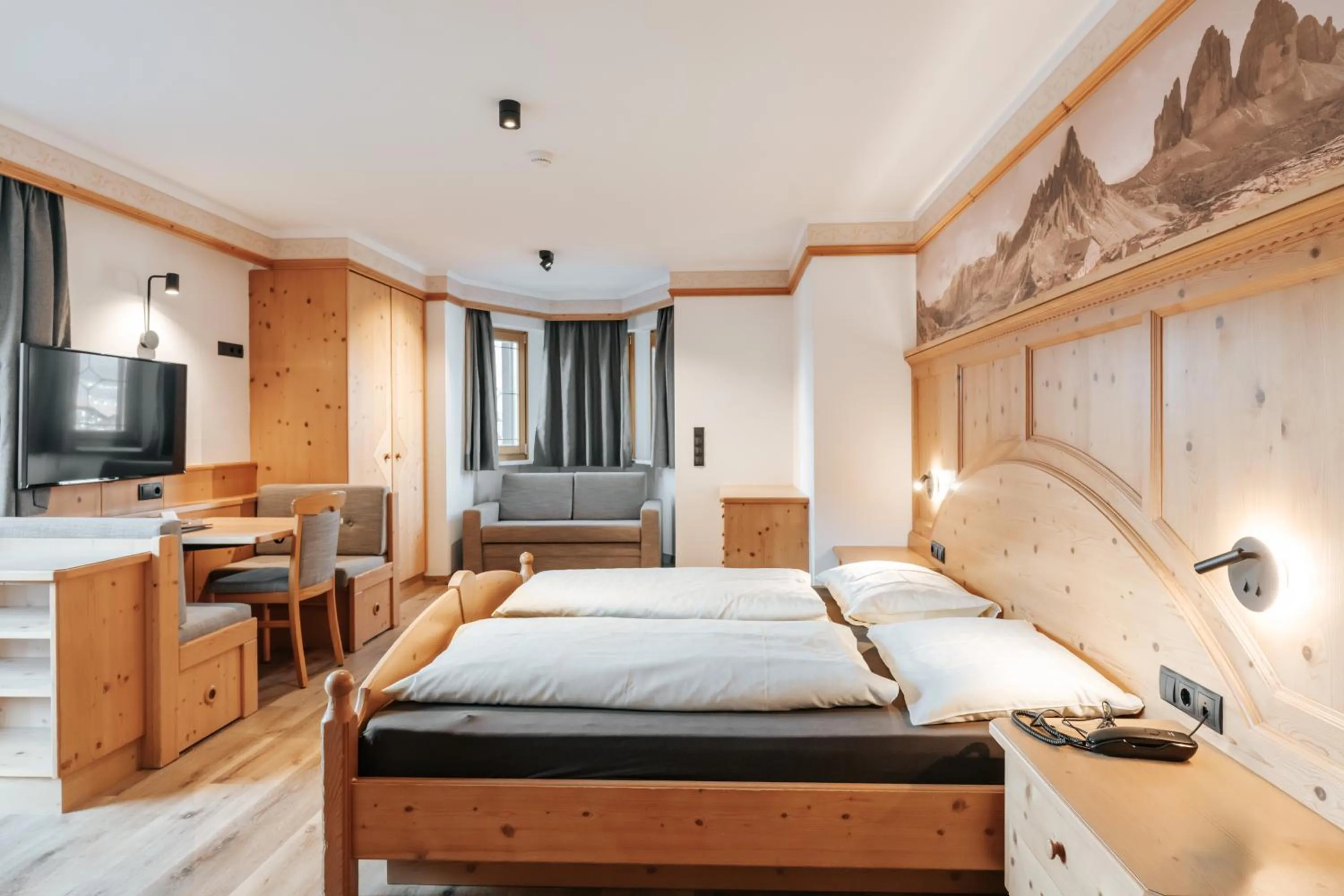 Bedroom, Bed in Hotel Tannenhof