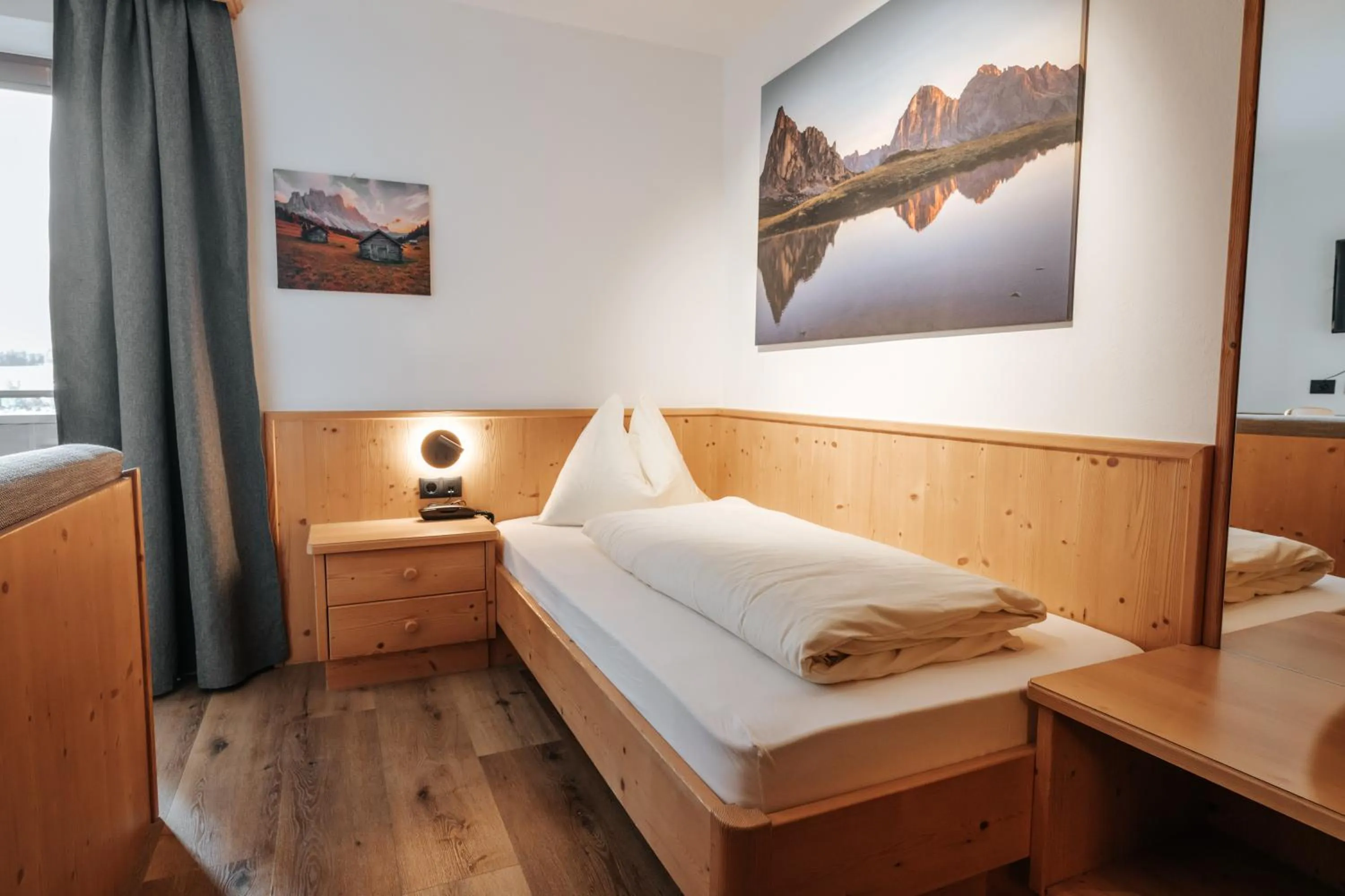 Bed in Hotel Tannenhof