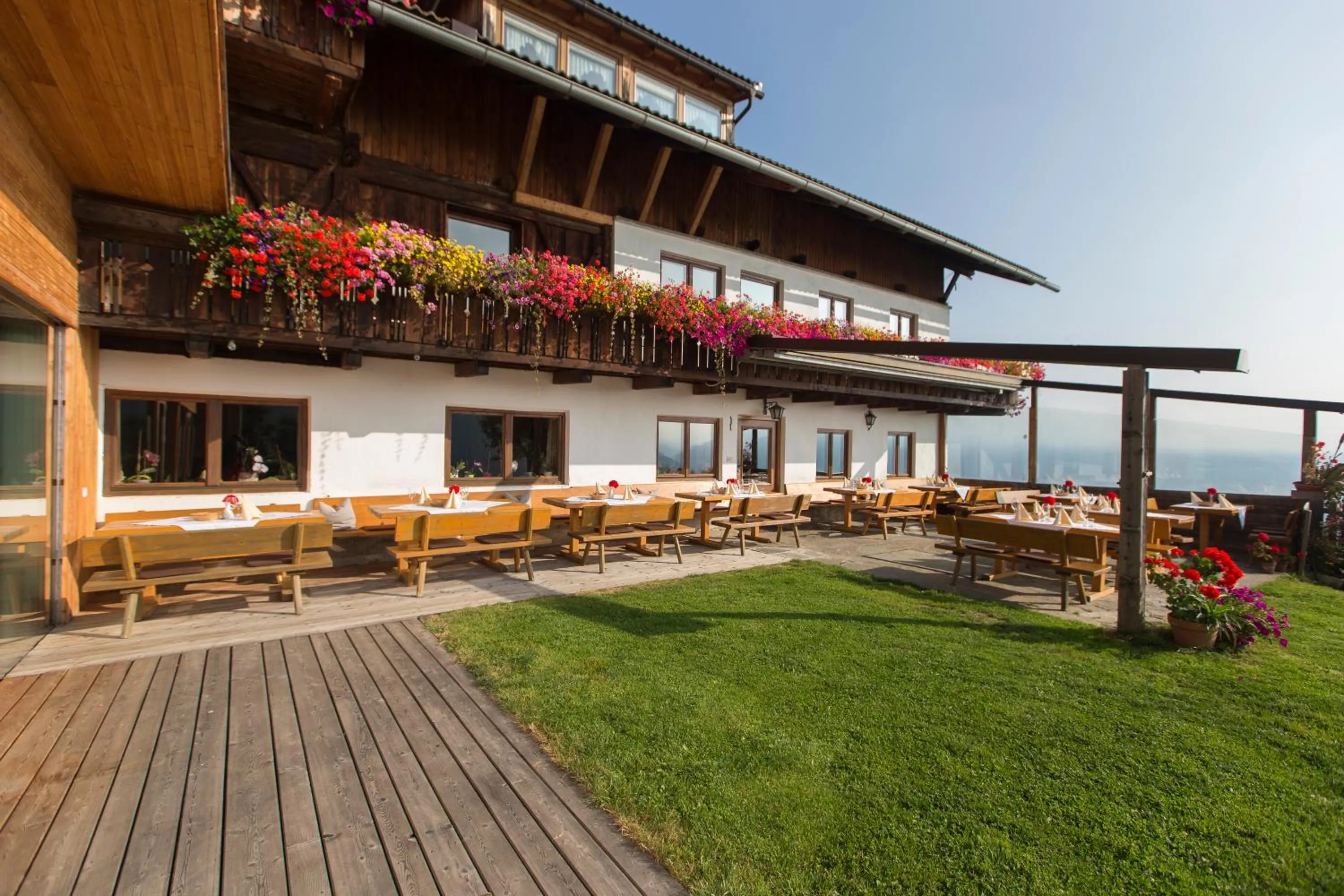 Property building in Berggasthof Häusler