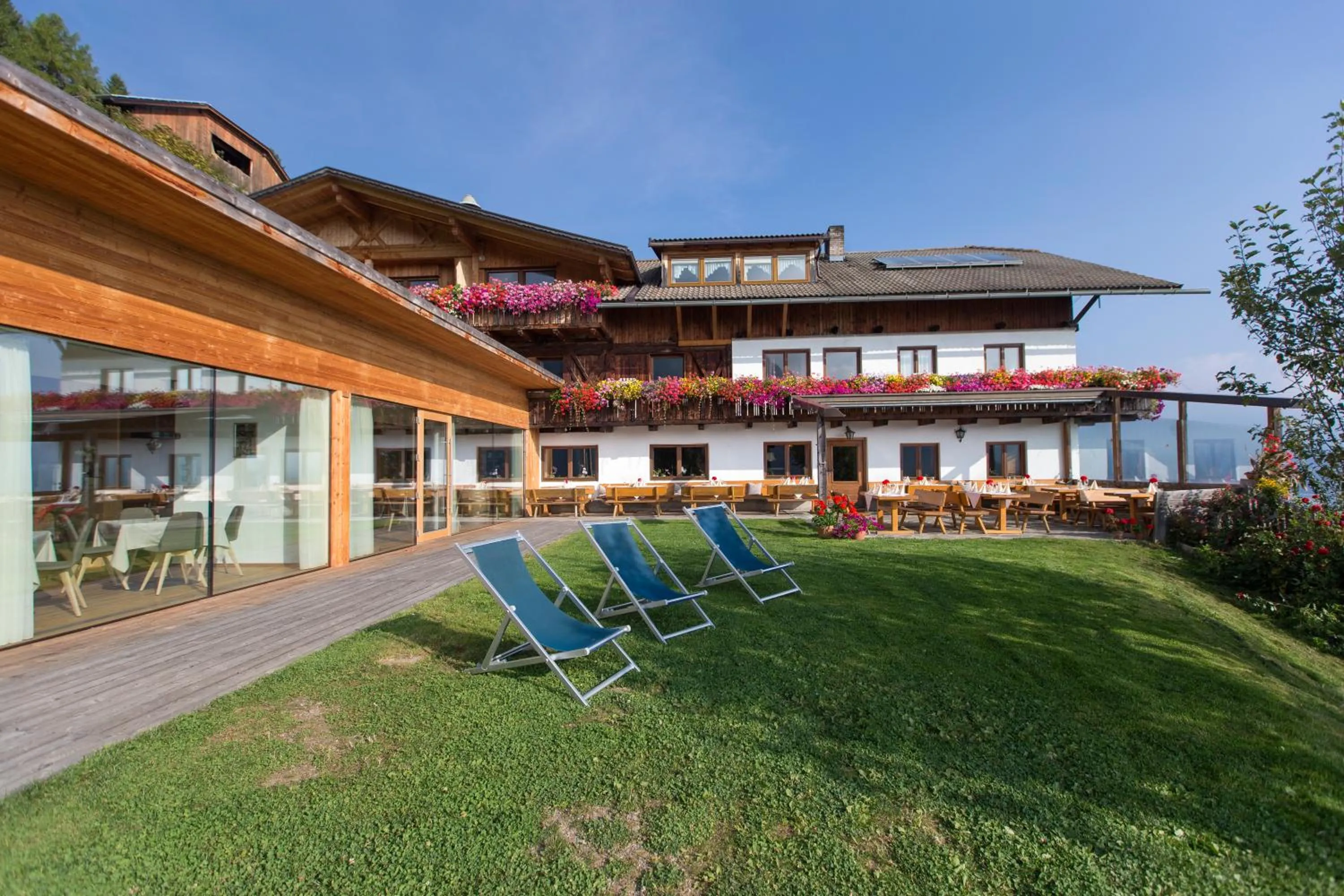 Property building in Berggasthof Häusler