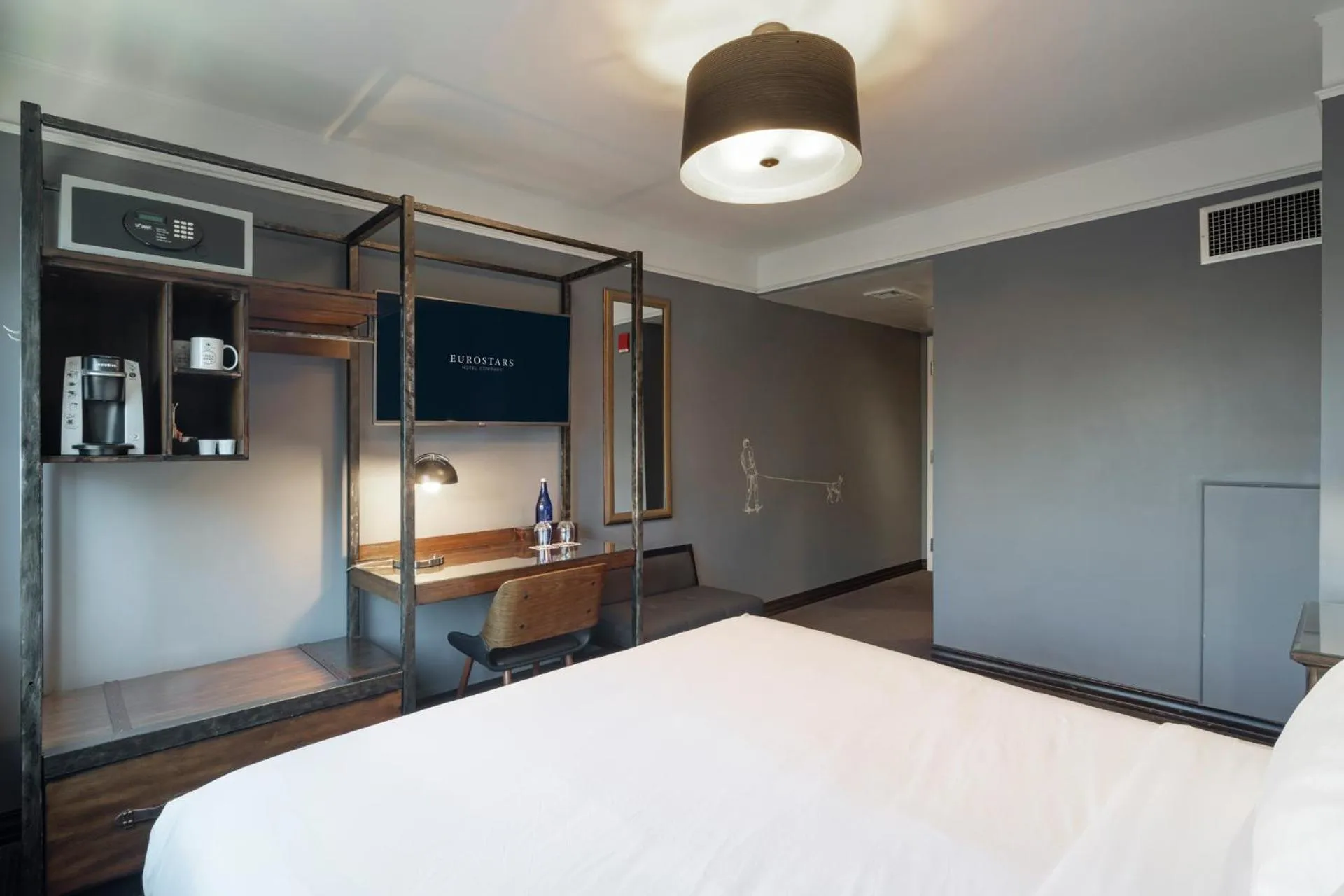 Bedroom, Bed in Eurostars The Boxer