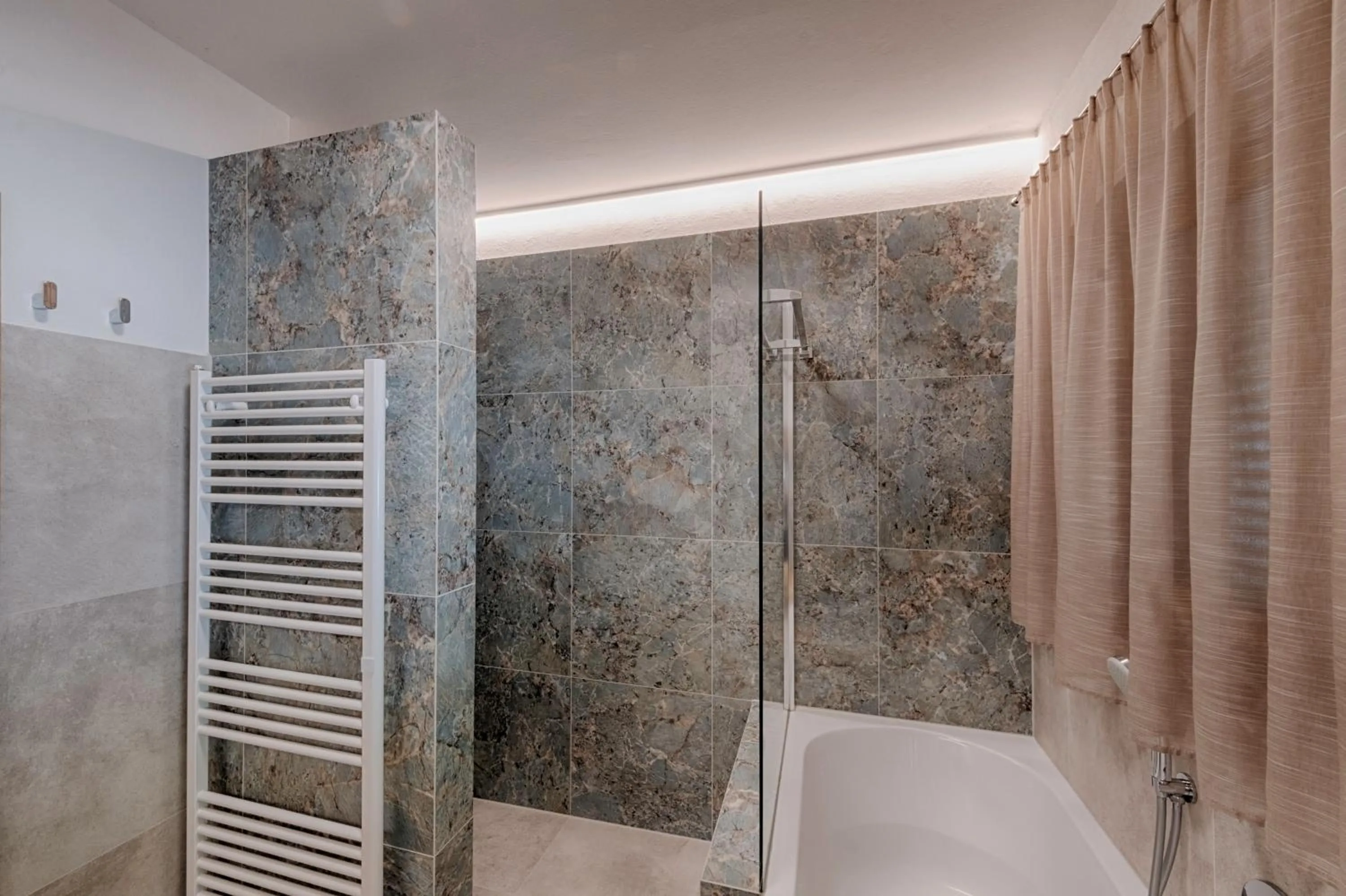 Bathroom in Residence Obermoarhof - Family Apartments with Pool & Playground