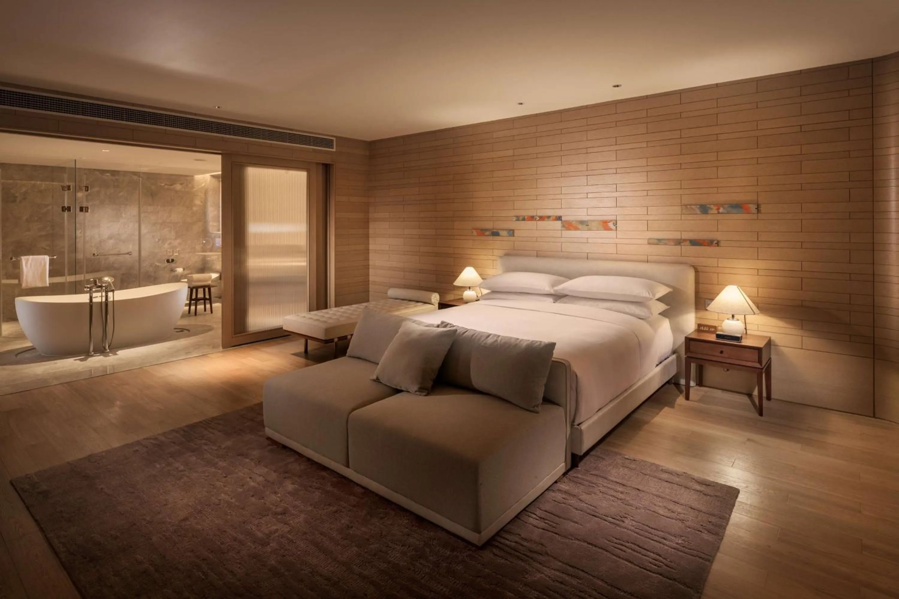 Bathroom, Bed in Conrad Hangzhou Tonglu