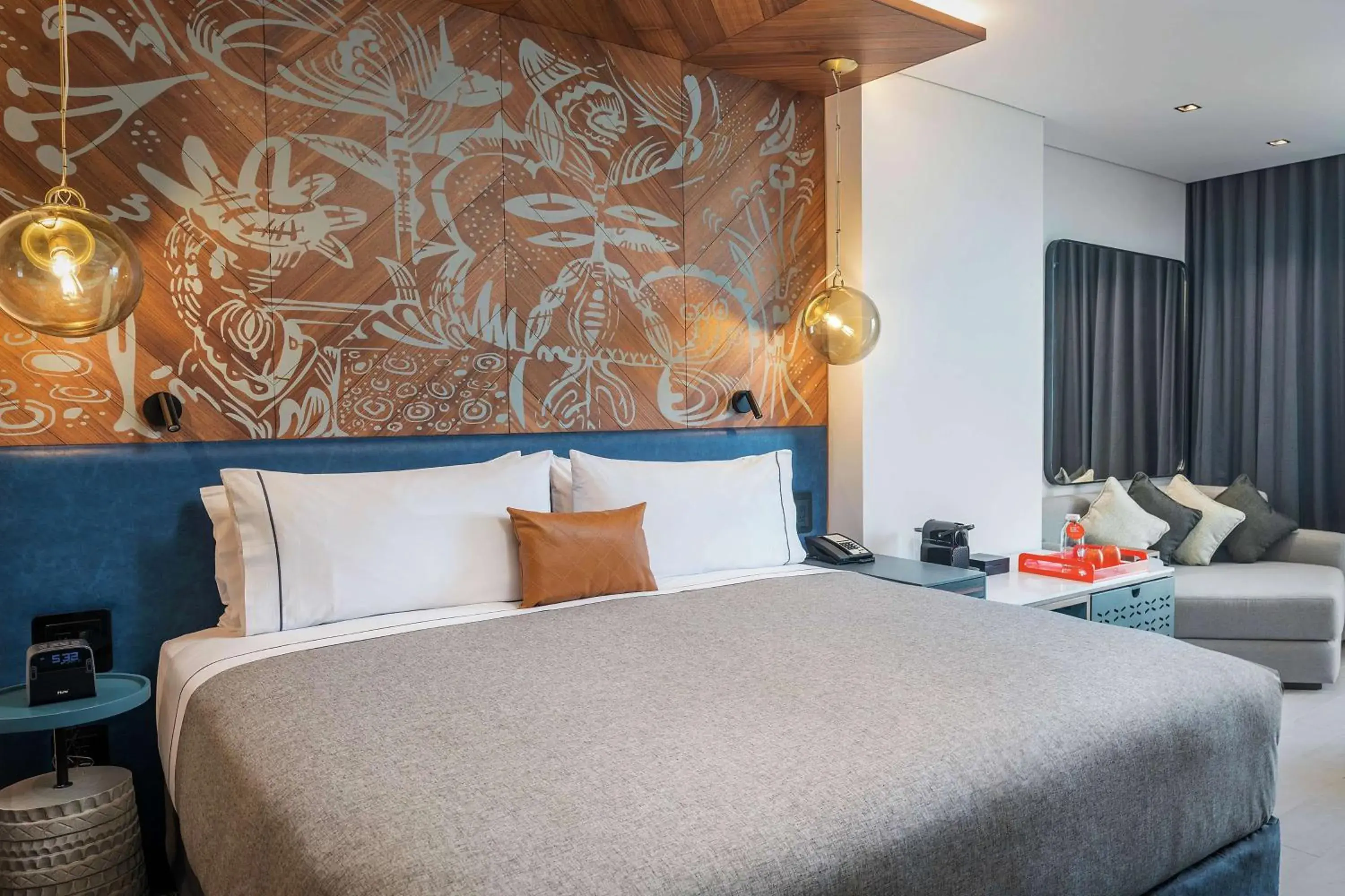 Bed in Canopy By Hilton Cancun La Isla Bed in Canopy By Hilton Cancun La Isla