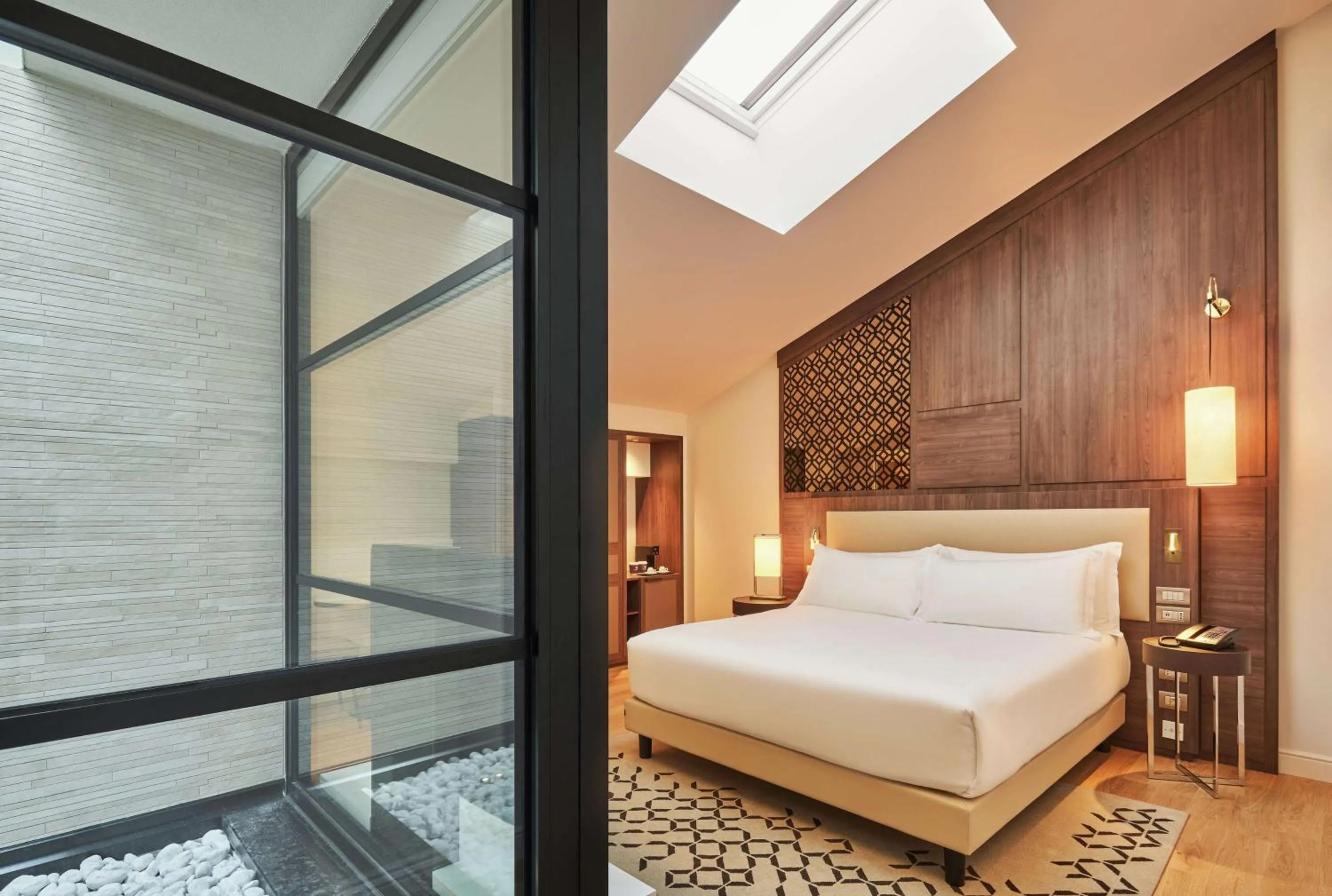 Bed in DoubleTree By Hilton Trieste