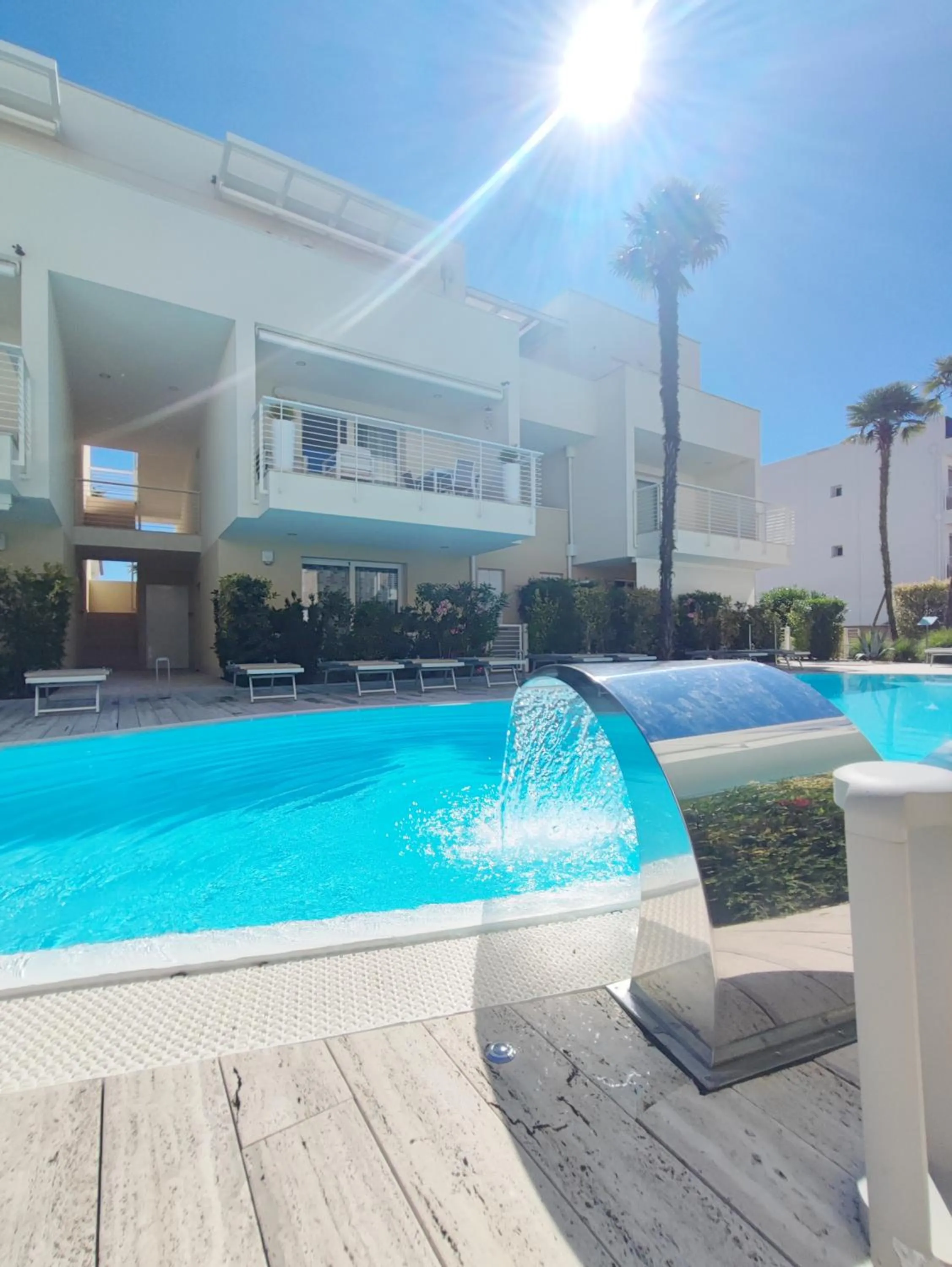 Wave Resort