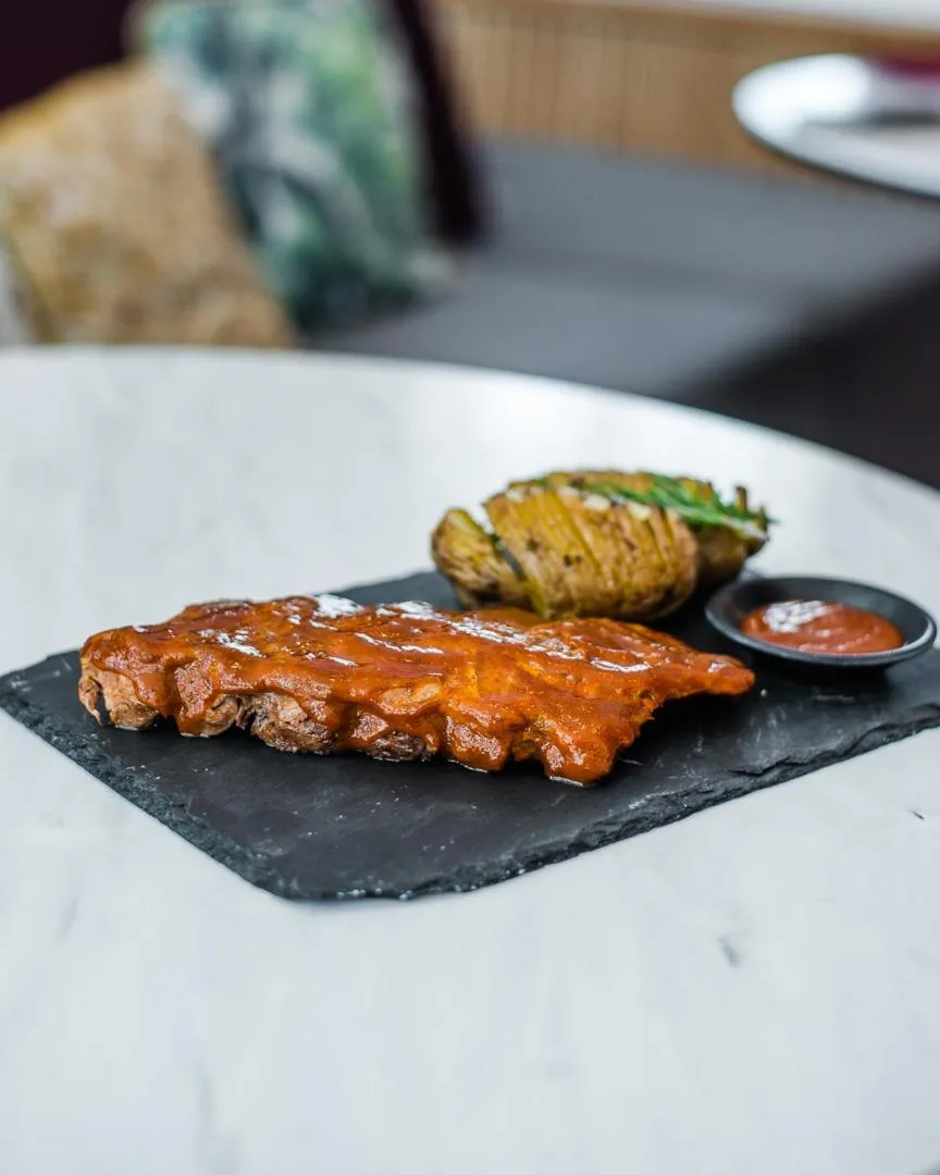 Food and drinks in YOTEL Porto