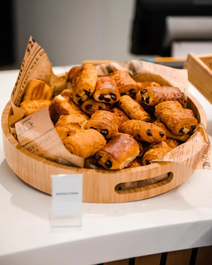 Breakfast in YOTEL Porto