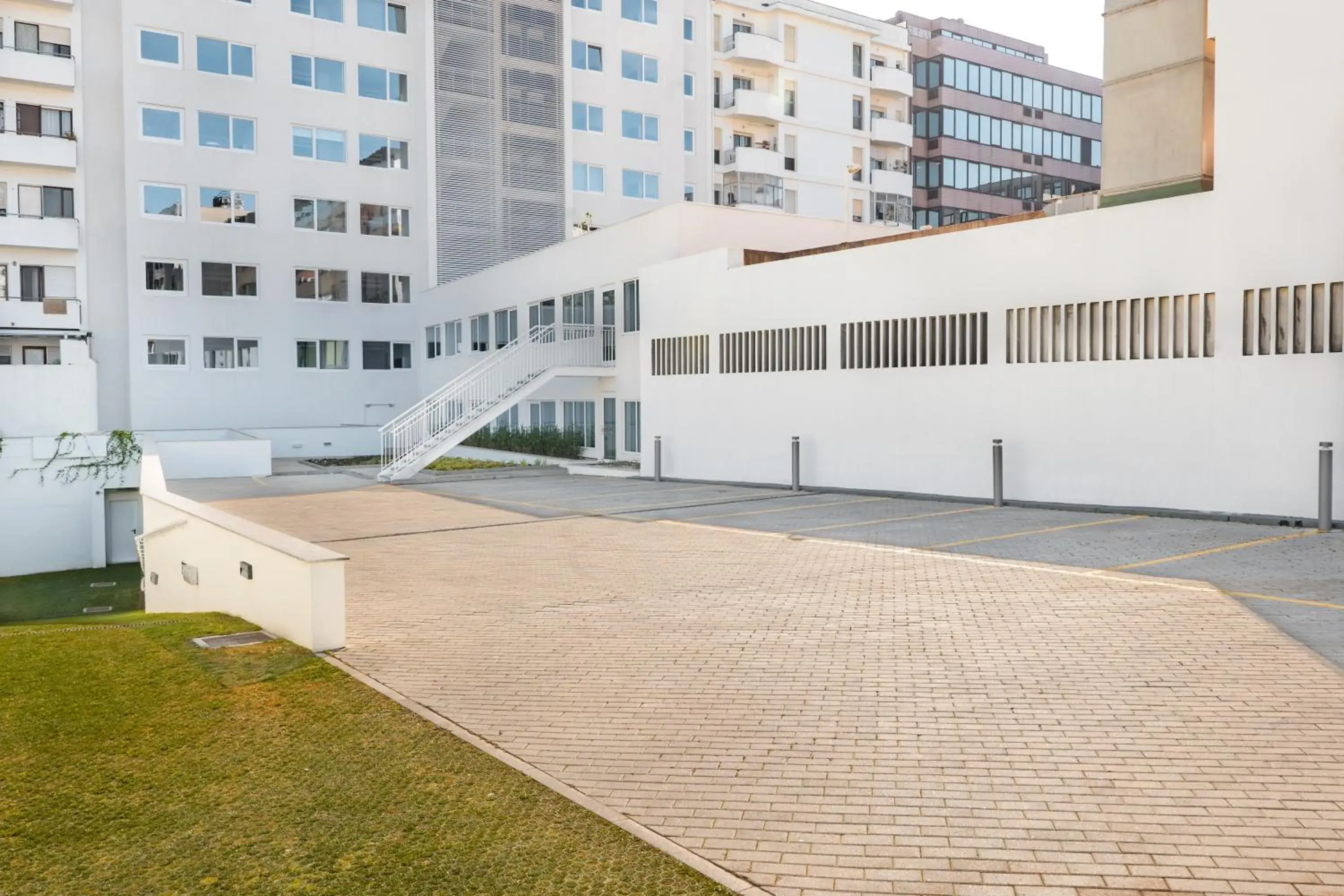 Property building in YOTEL Porto Property building in YOTEL Porto