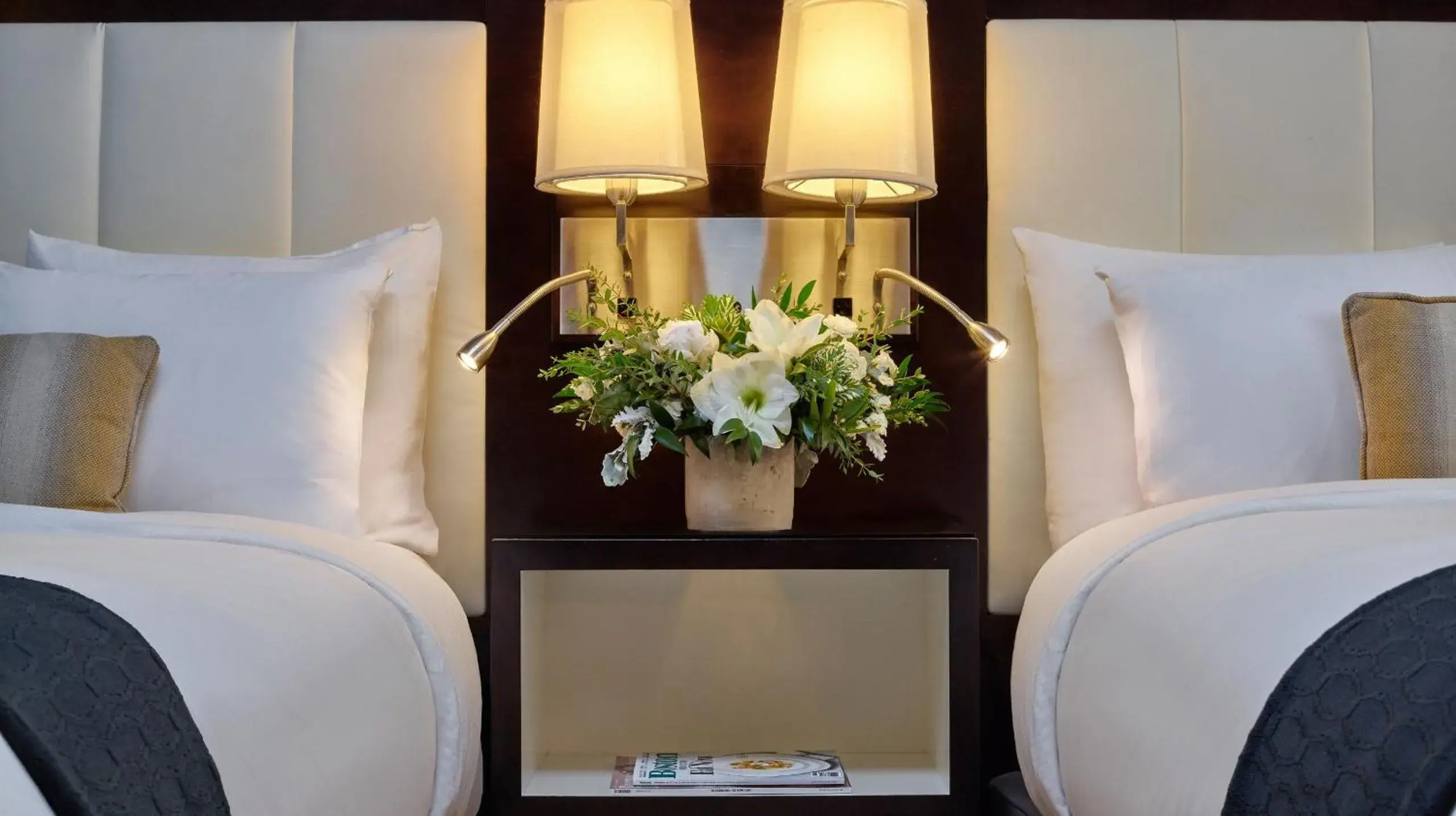 Bed in Hotel AKA Back Bay Bed in Hotel AKA Back Bay