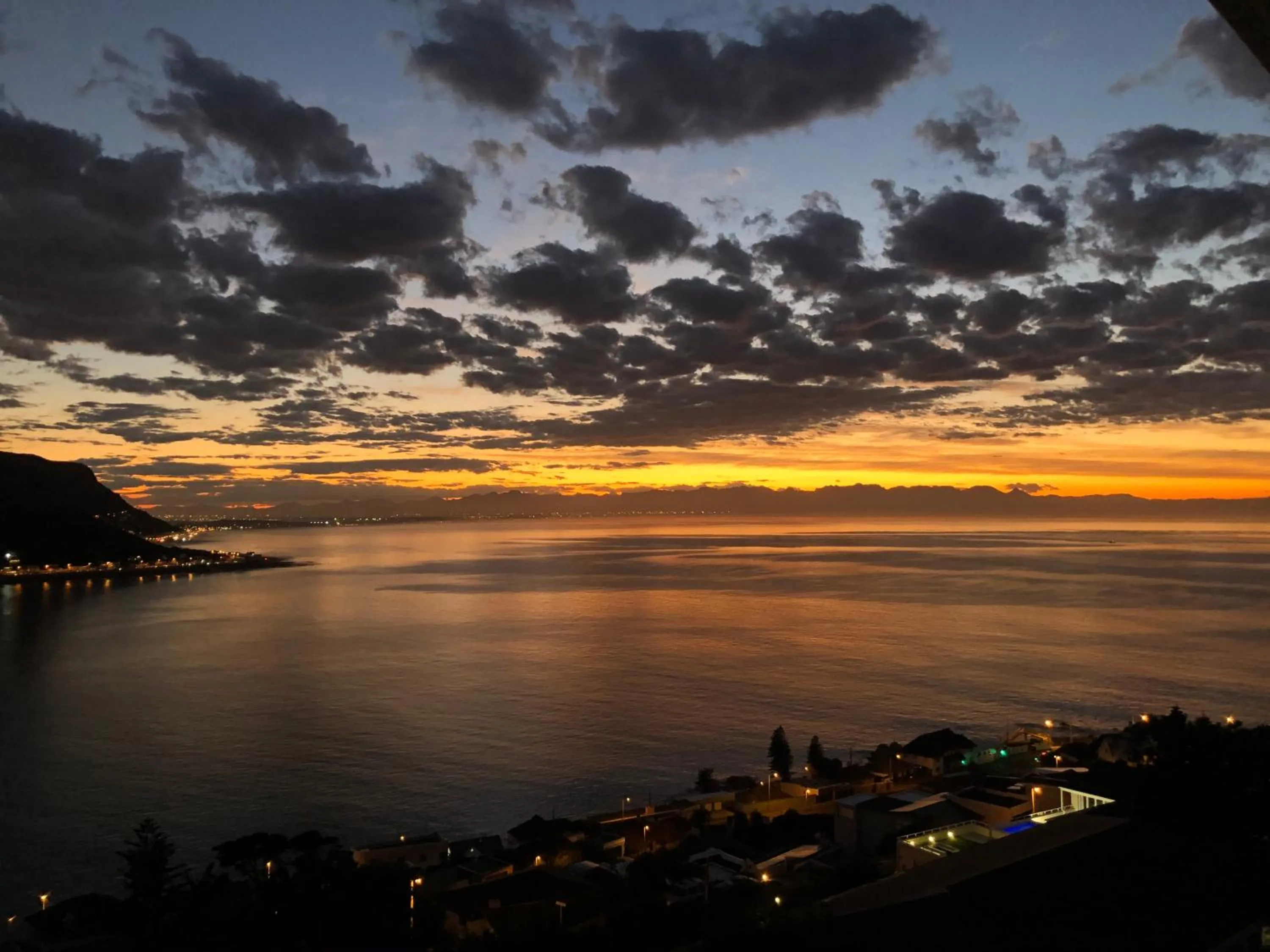 Sunrise in 1 Mountain Rd Boutique B & B