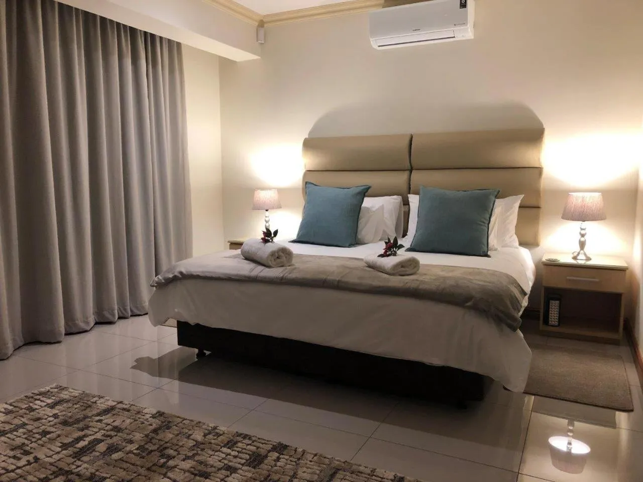 Bed in 1 Mountain Rd Boutique B & B