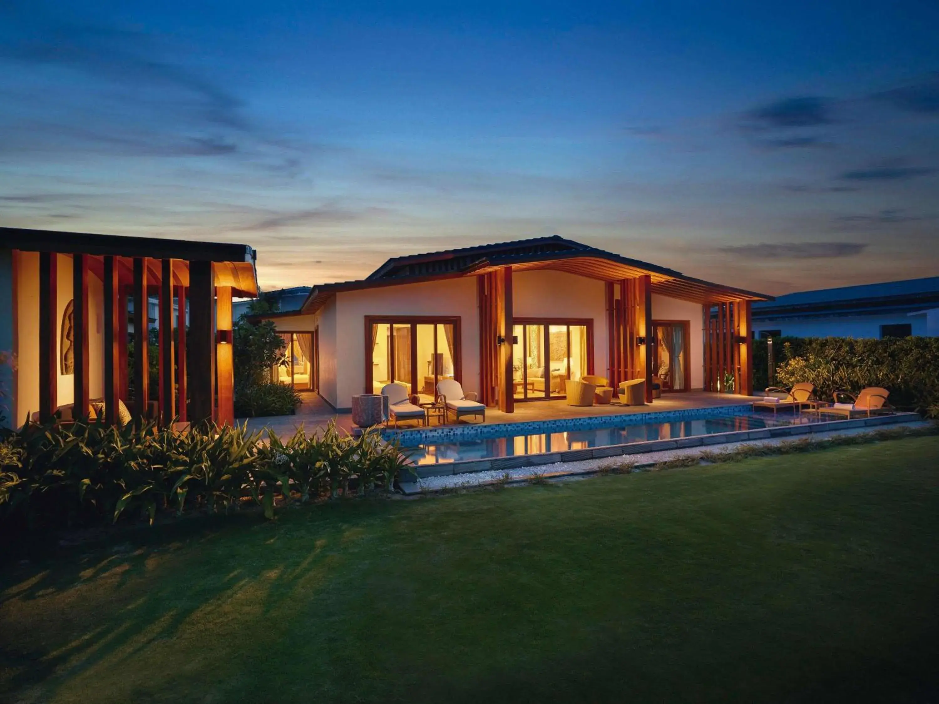 Three-Bedroom Pool Villa - Beachfront in Mövenpick Resort Cam Ranh Three-Bedroom Pool Villa - Beachfront in Mövenpick Resort Cam Ranh