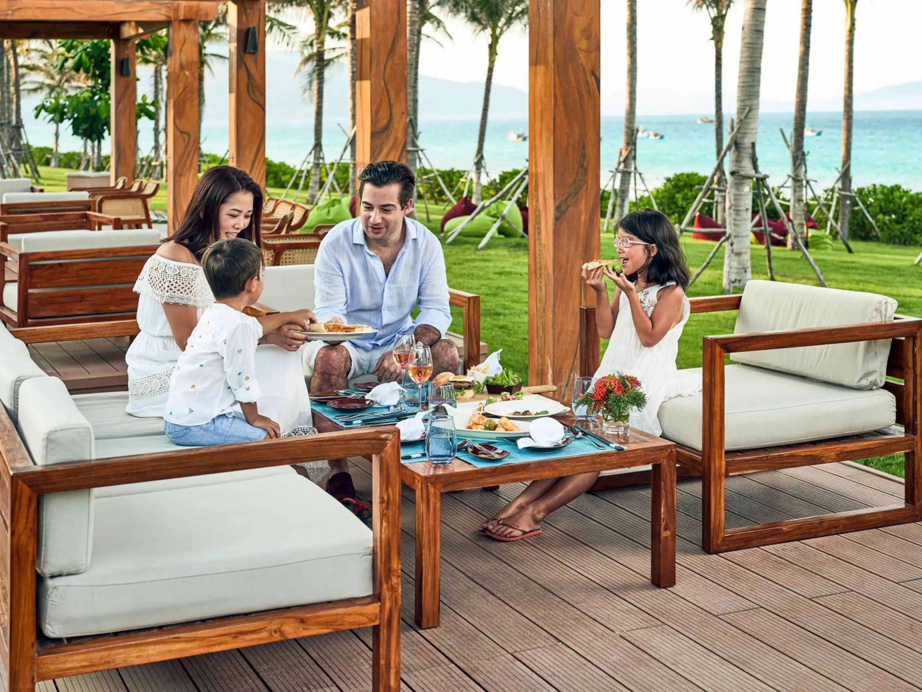 Restaurant/places to eat in Mövenpick Resort Cam Ranh Restaurant/places to eat in Mövenpick Resort Cam Ranh