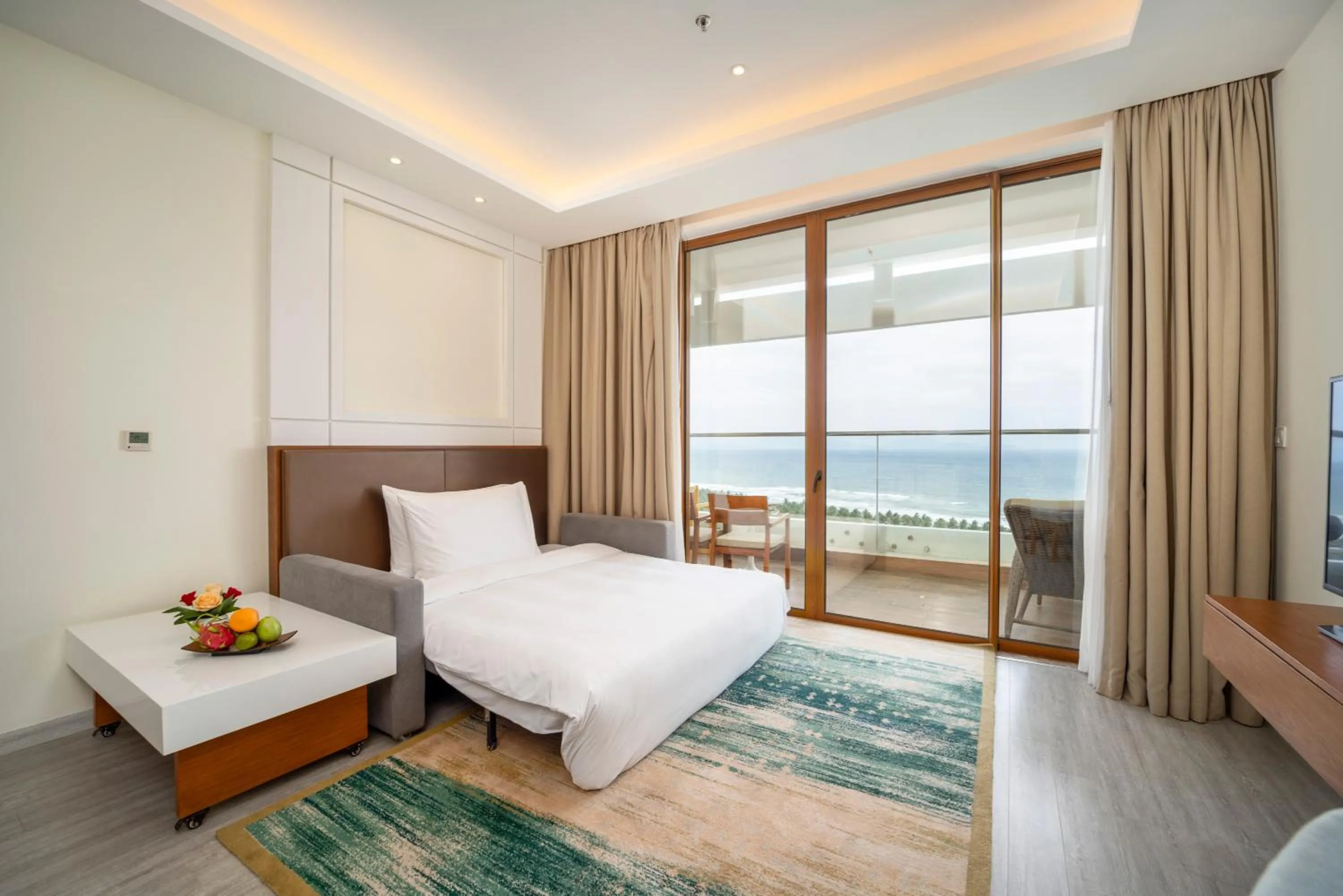 Bed in Mövenpick Resort Cam Ranh