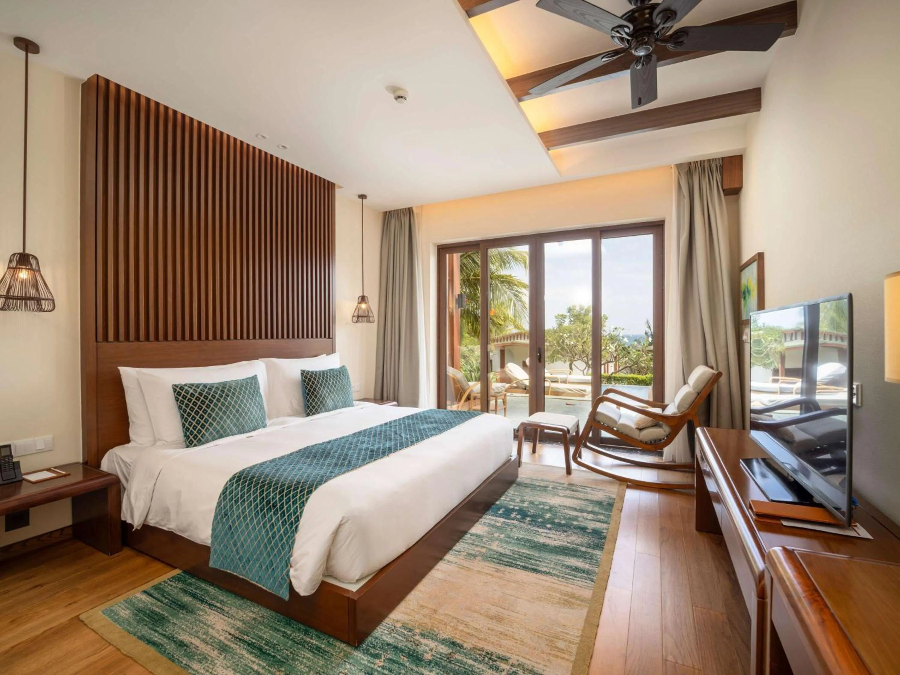 Bedroom, Bed in Mövenpick Resort Cam Ranh