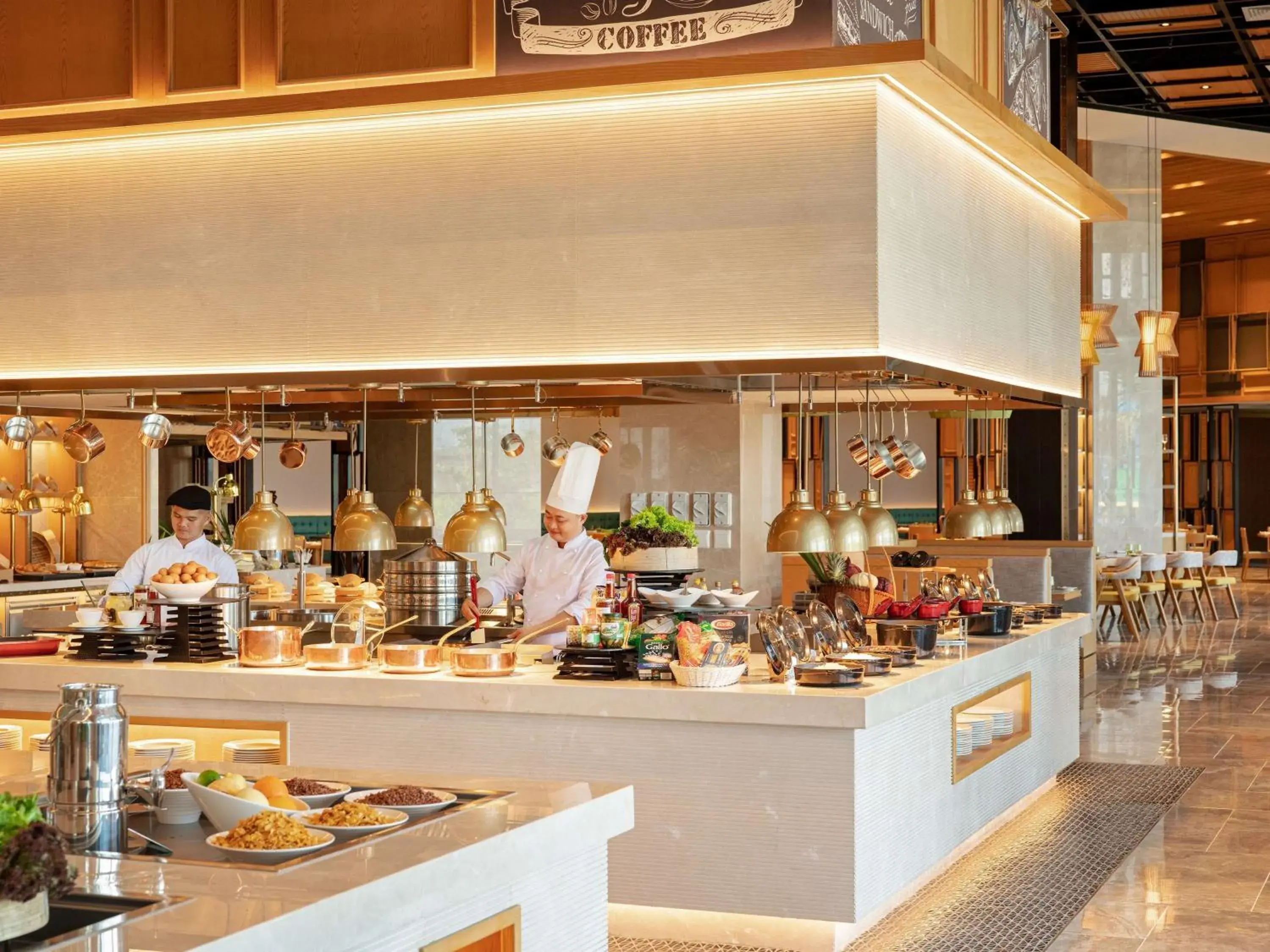 Restaurant/places to eat in Mövenpick Resort Cam Ranh Restaurant/places to eat in Mövenpick Resort Cam Ranh