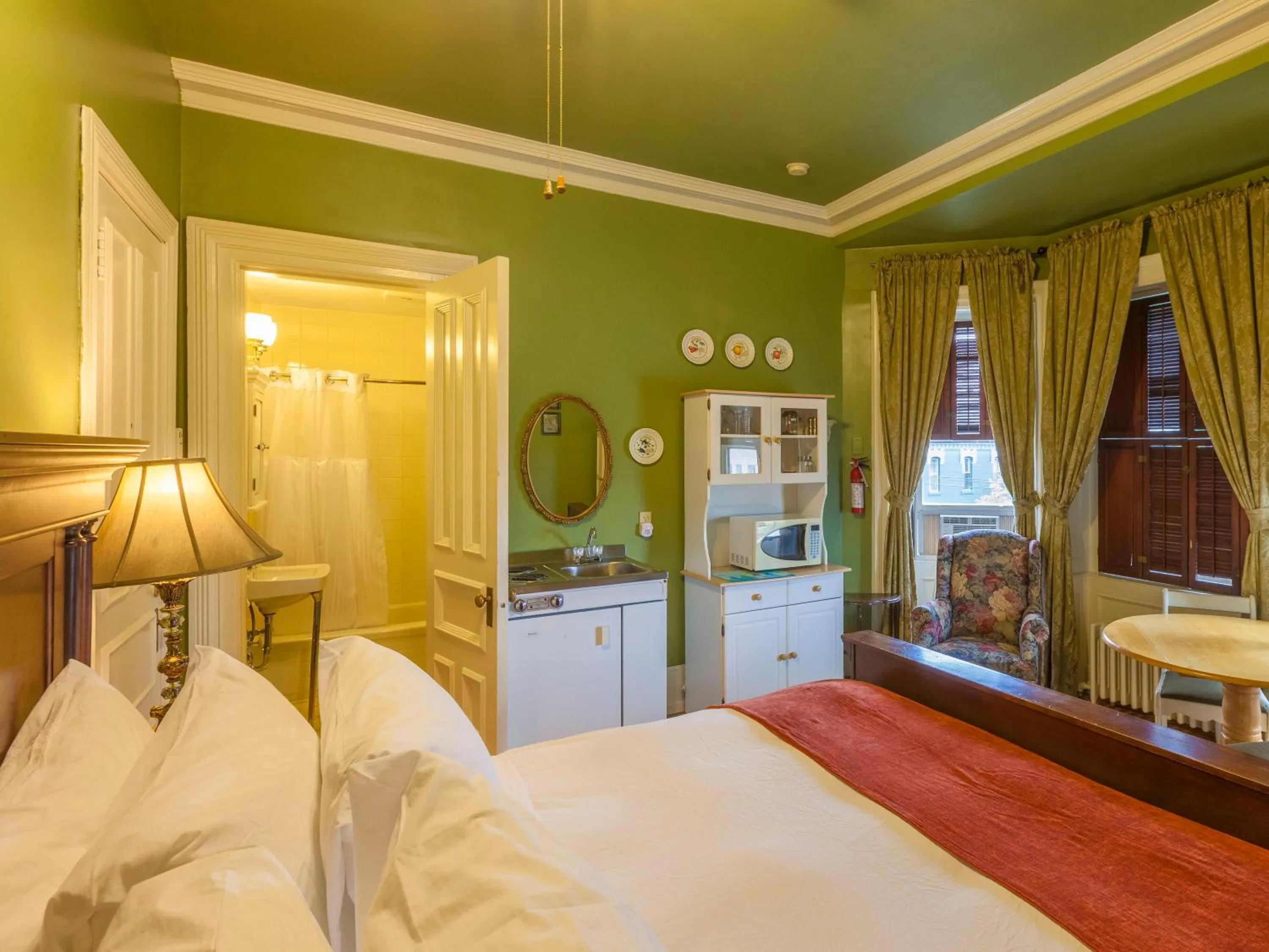 Bedroom in Chipman Hill Suites - Sydney Street