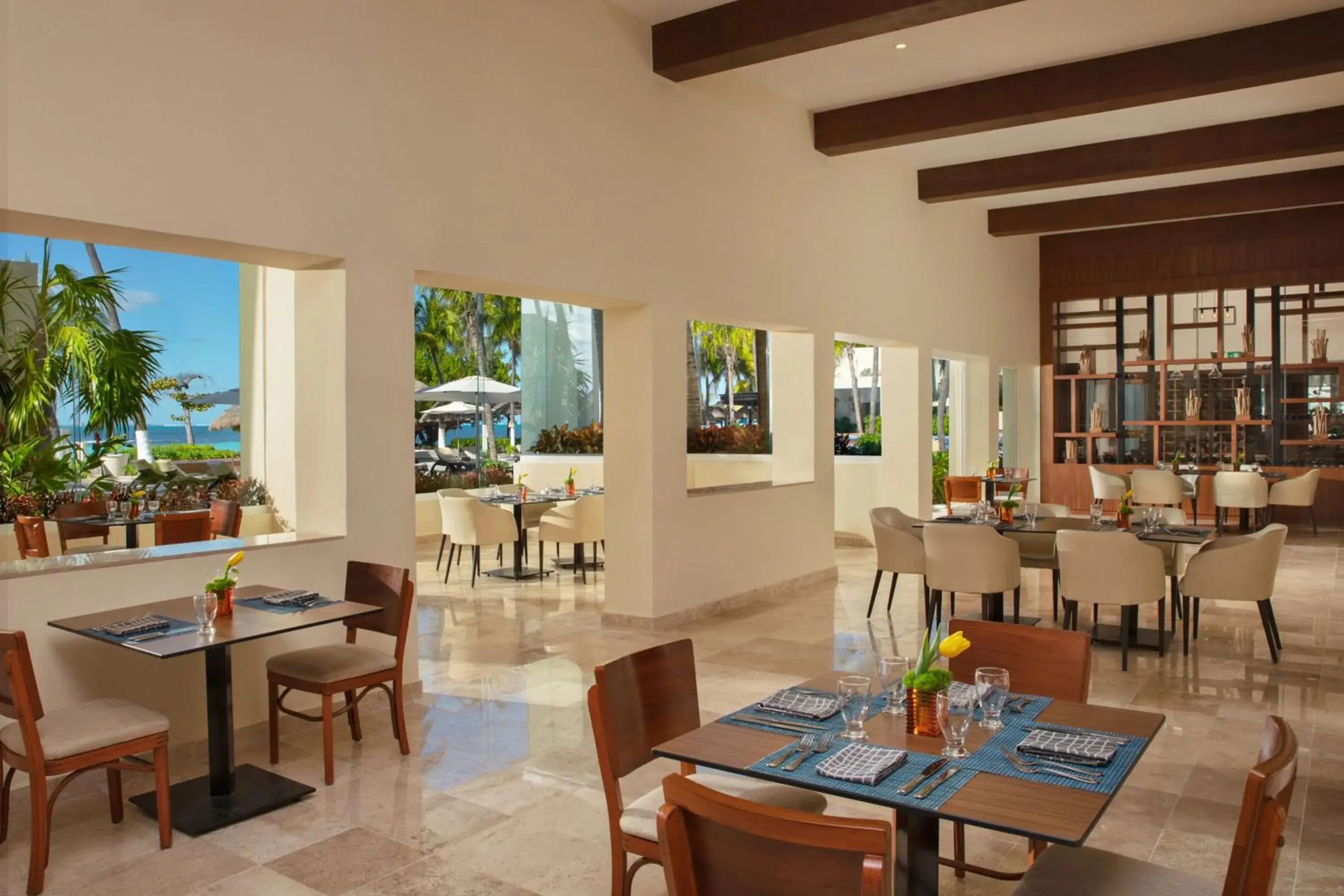 Restaurant/places to eat in Dreams Sands Cancun Resort & Spa Restaurant/places to eat in Dreams Sands Cancun Resort & Spa
