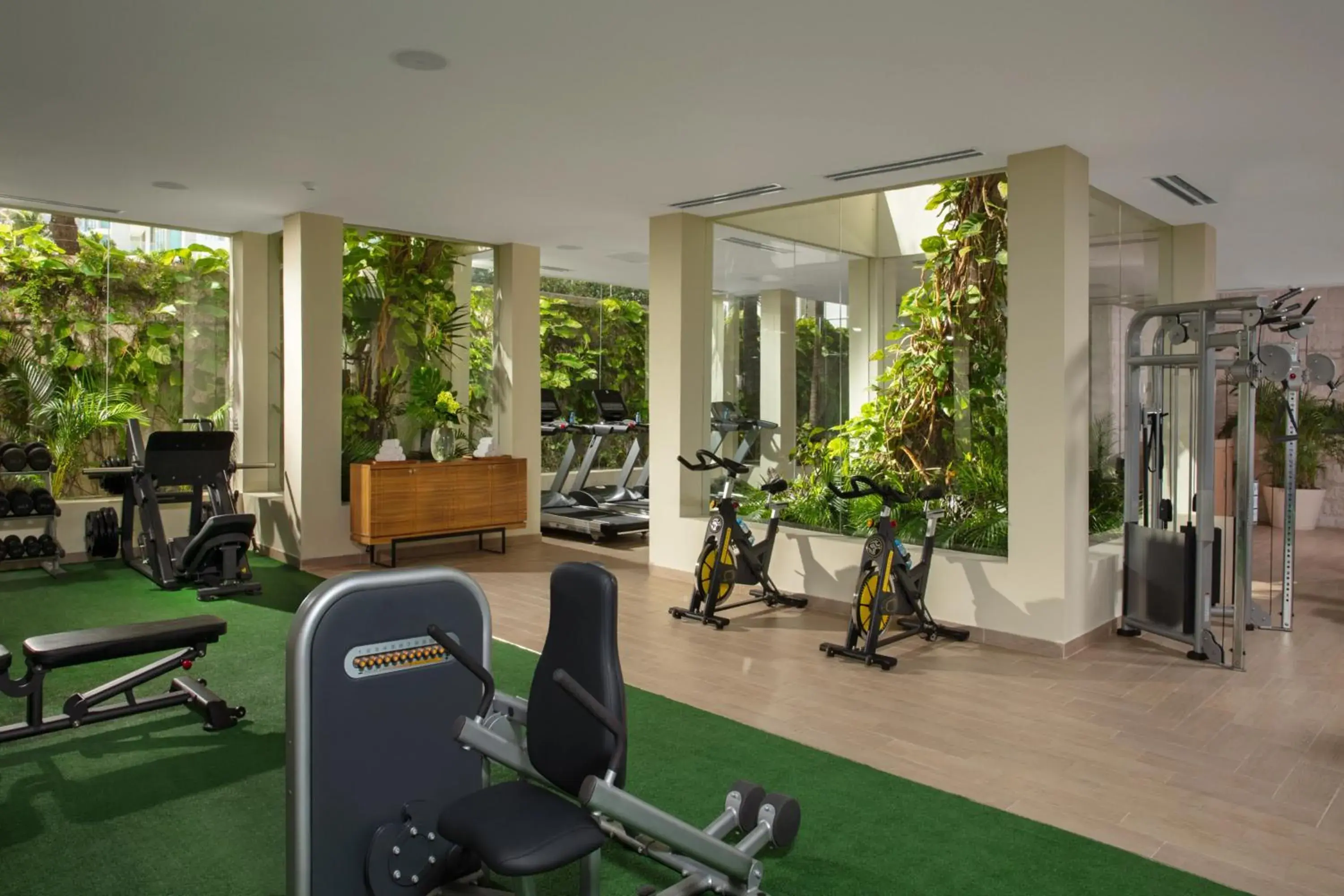 Fitness centre/facilities in Dreams Sands Cancun Resort & Spa Fitness centre/facilities in Dreams Sands Cancun Resort & Spa