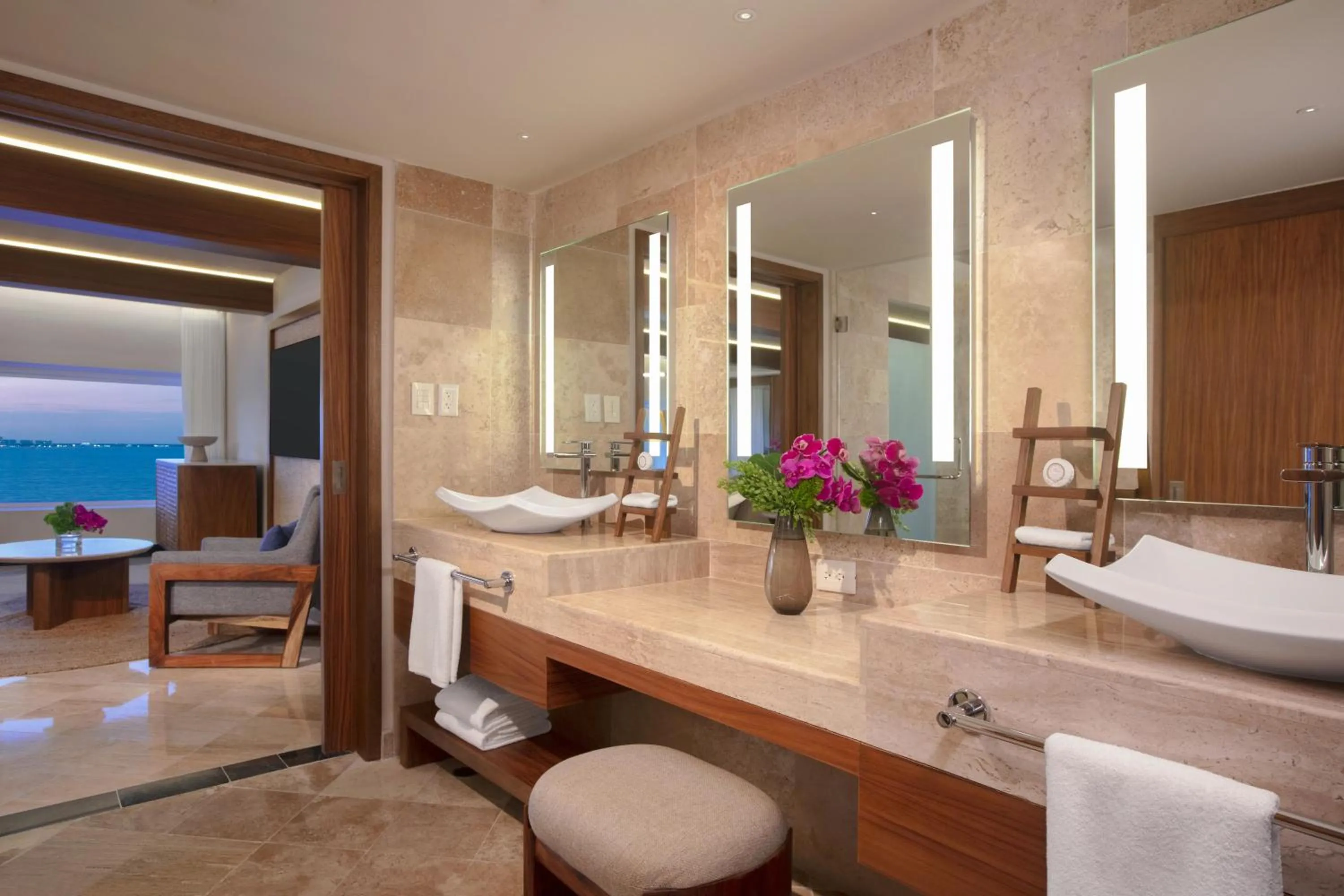 Bathroom in Dreams Sands Cancun Resort & Spa