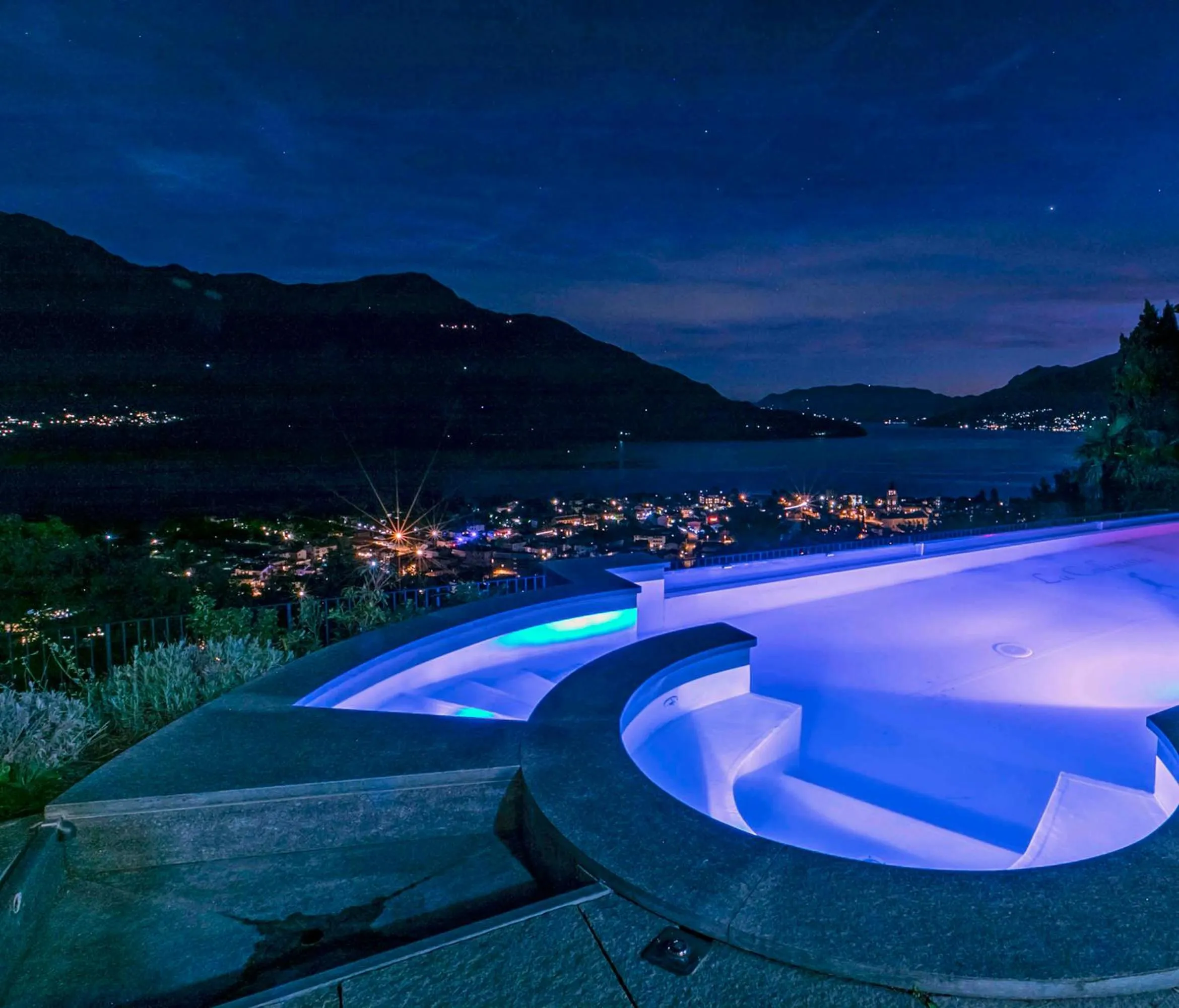 Swimming pool in La Collinetta Apartments