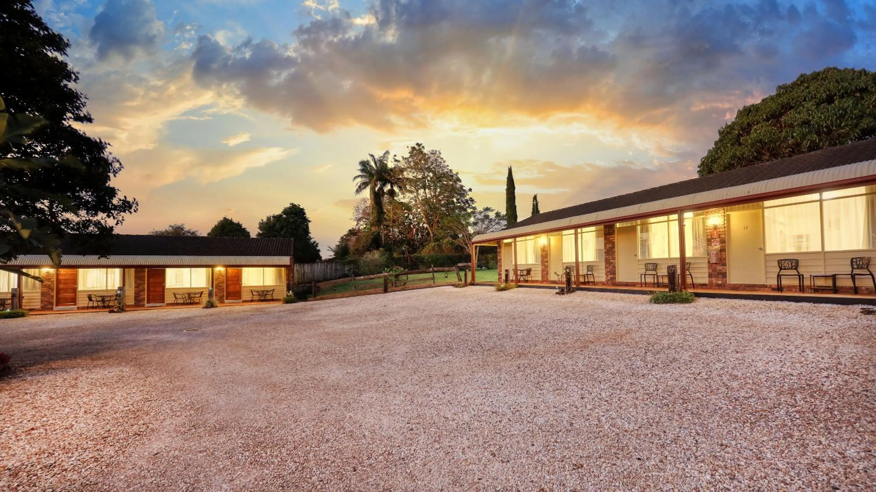 Property building in Alstonville Settlers Motel