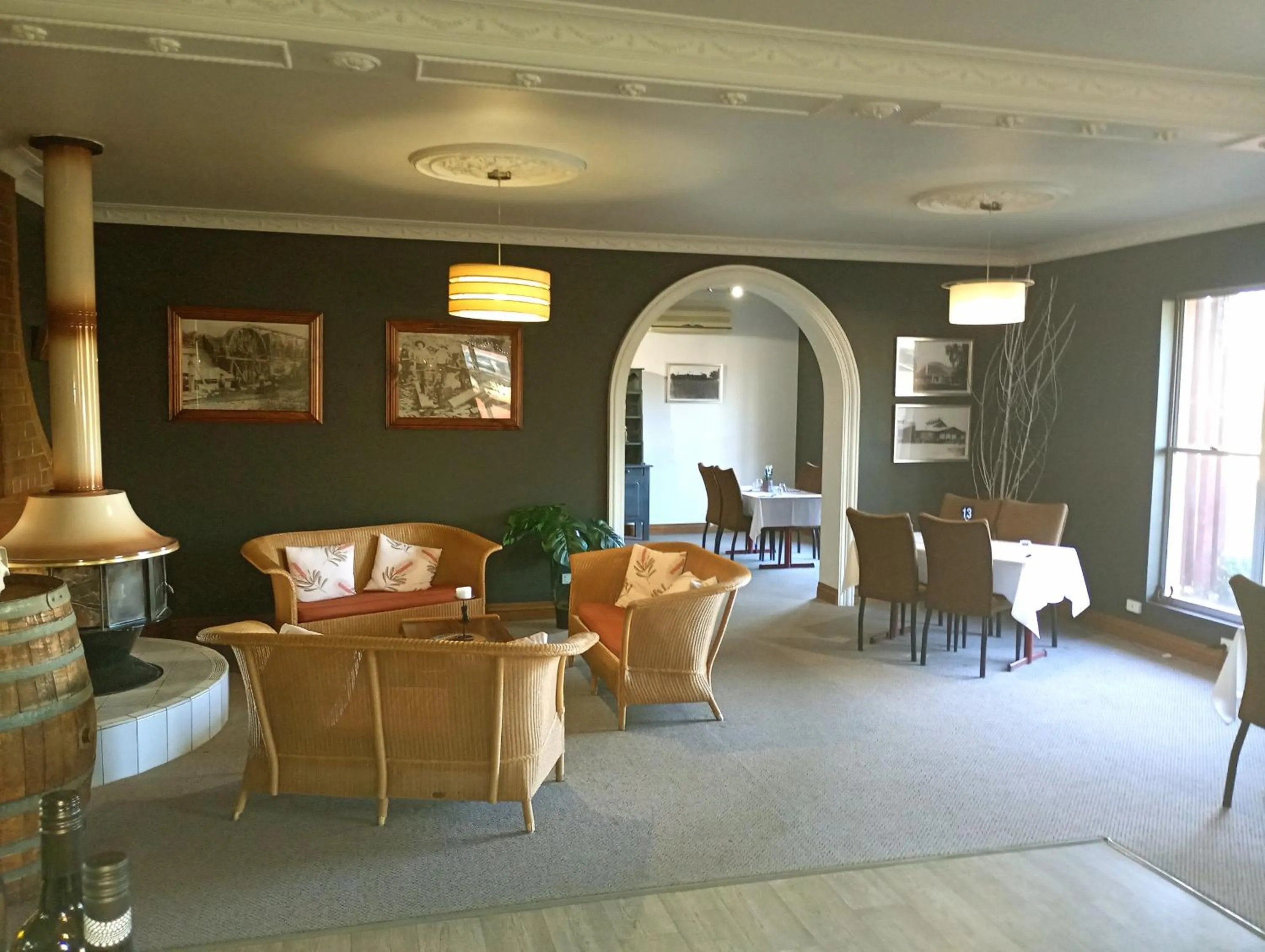 Restaurant/places to eat in The Henry Parkes Tenterfield