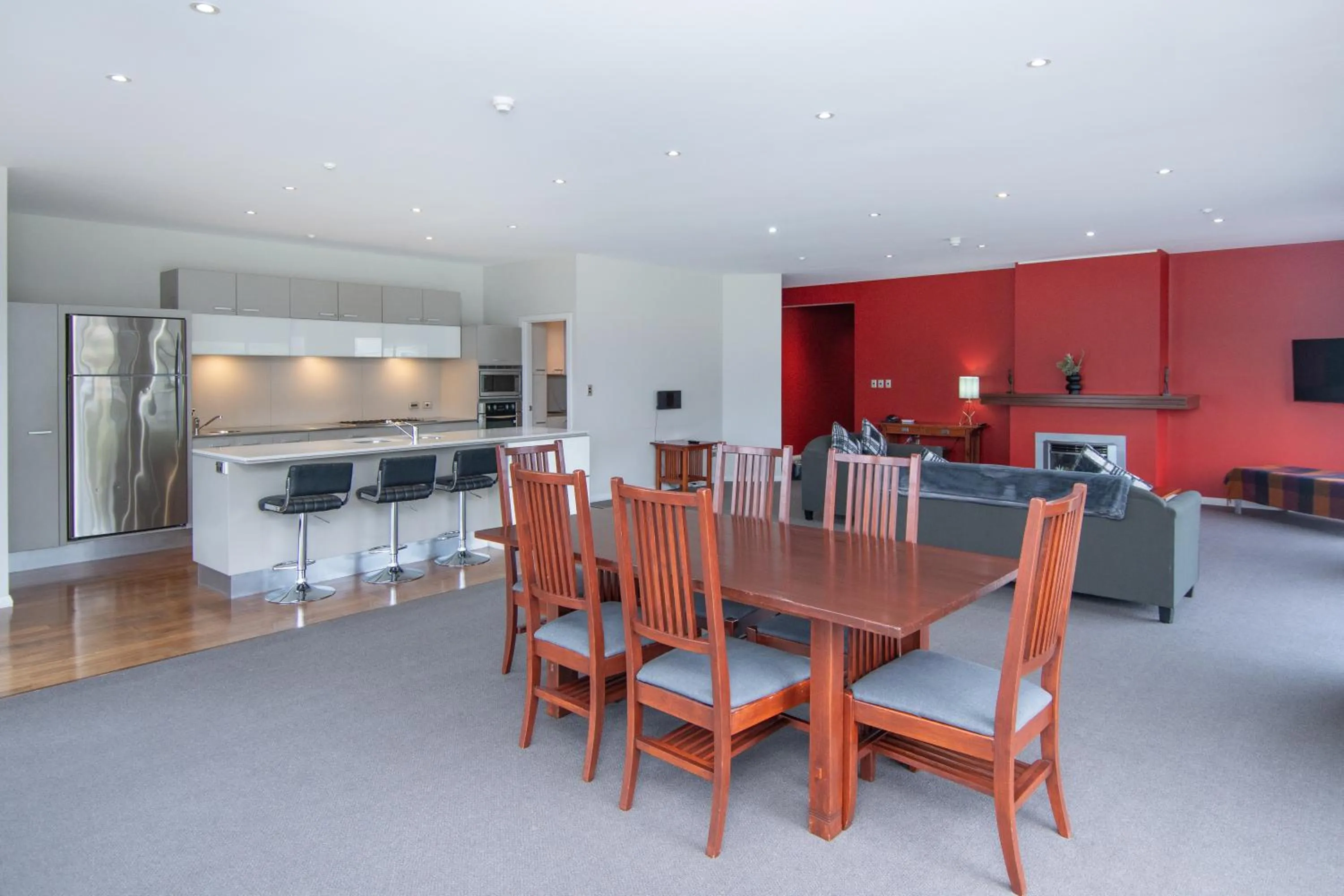 Dining area in Portside Hotel Gisborne