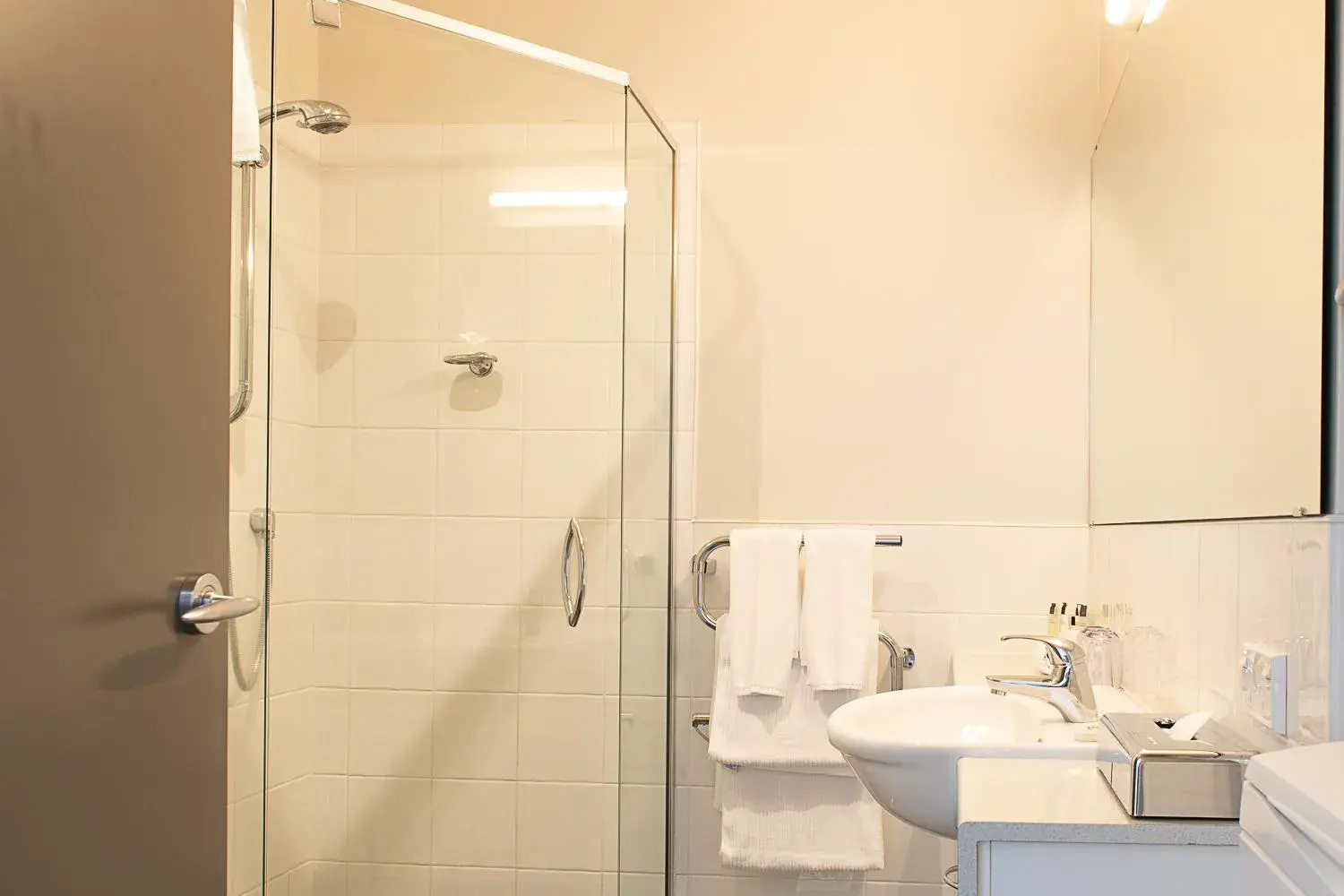 Standard Two-Bedroom Apartment in Portside Hotel Gisborne Standard Two-Bedroom Apartment in Portside Hotel Gisborne