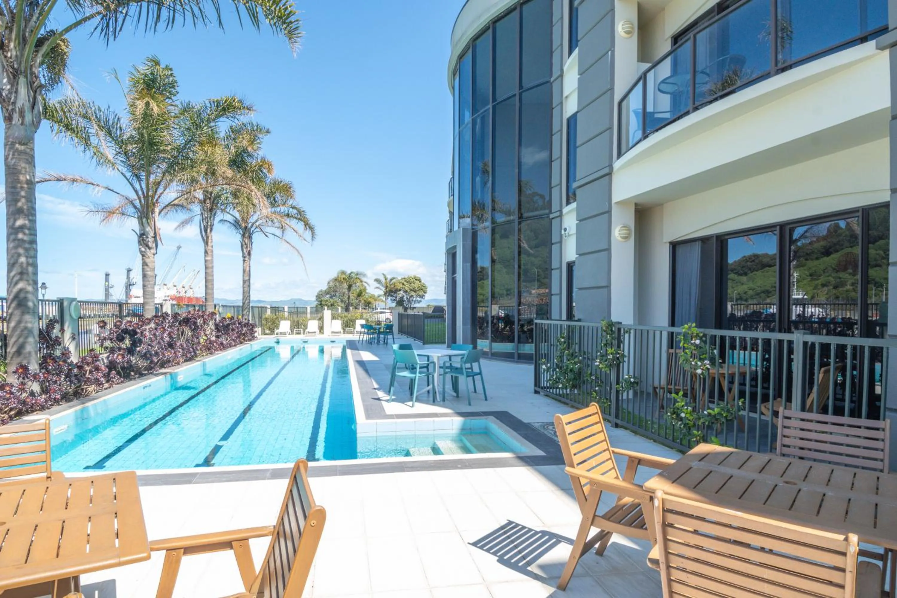 Swimming pool in Portside Hotel Gisborne