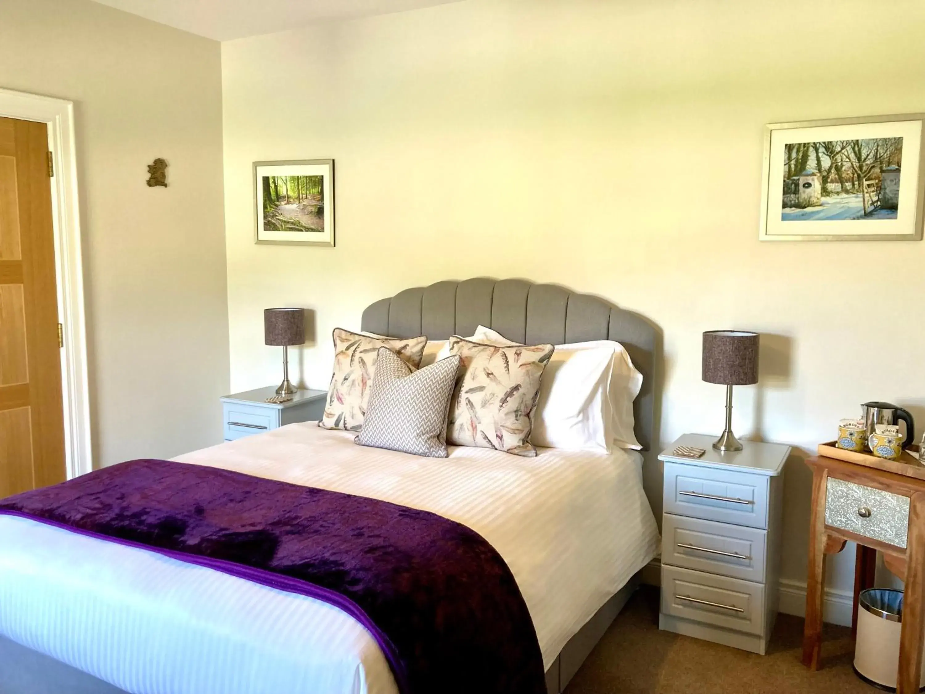 Double Room with Private Bathroom - single occupancy in Mourne Country House Bed and Breakfast Double Room with Private Bathroom - single occupancy in Mourne Country House Bed and Breakfast