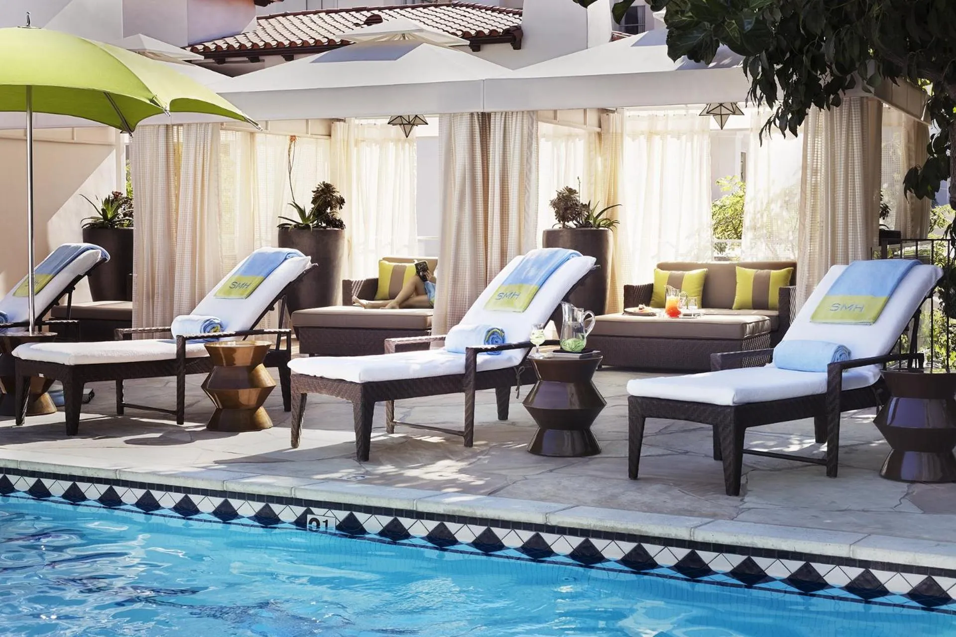 Sunset Marquis Hotel