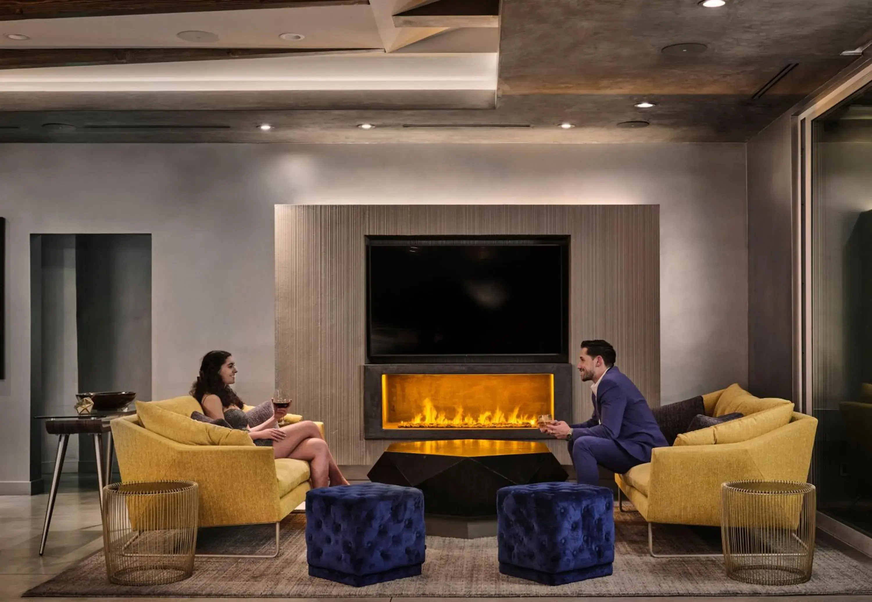 Lounge or bar in Sunset Marquis Hotel Lounge or bar in Sunset Marquis Hotel