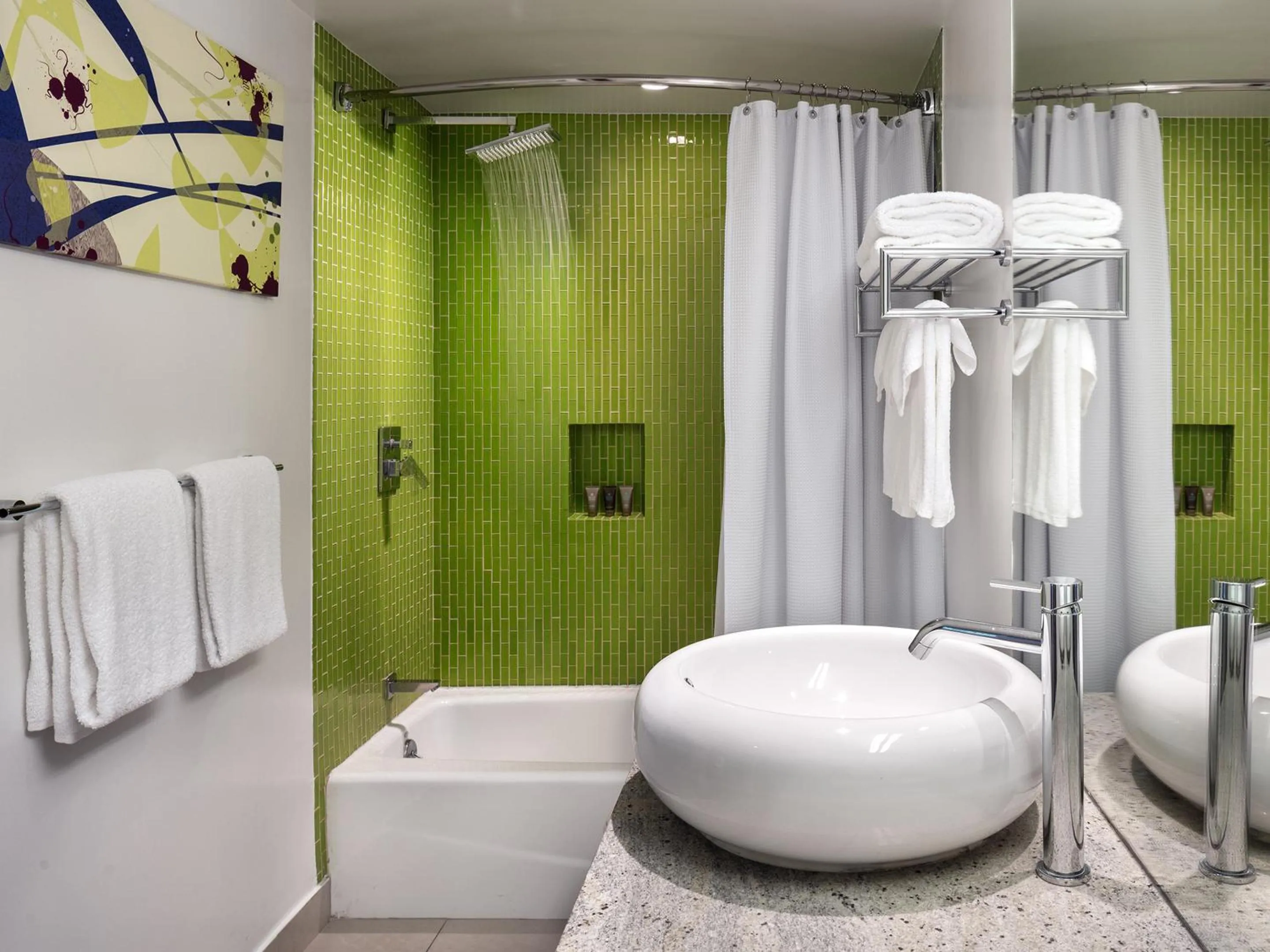 Sunset Marquis Hotel