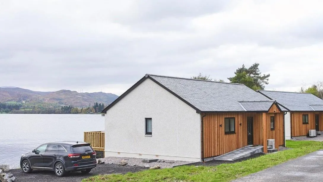 Shoreland Lodges - Holly Lodge