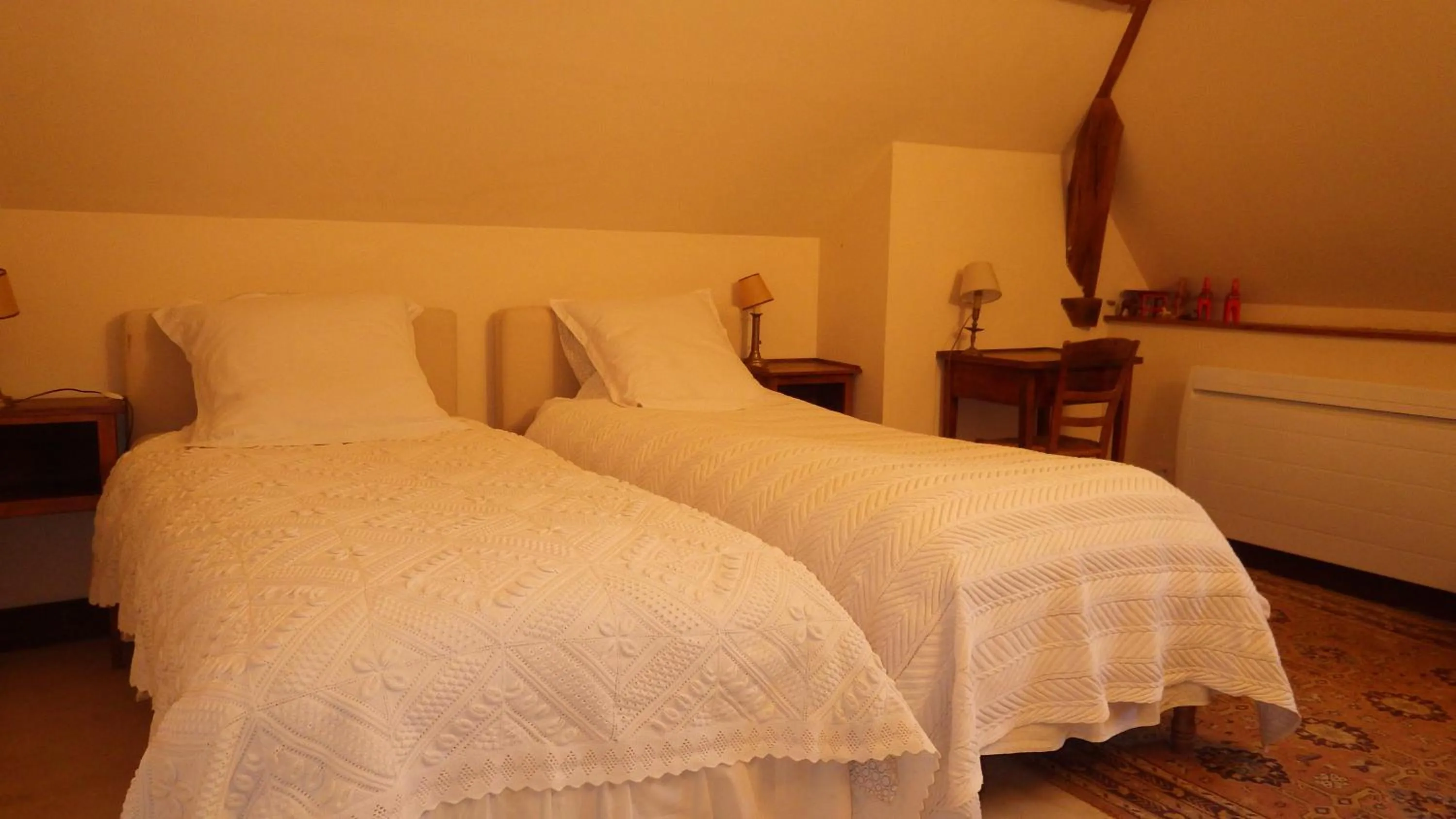 Bedroom, Bed in La Buffonnerie