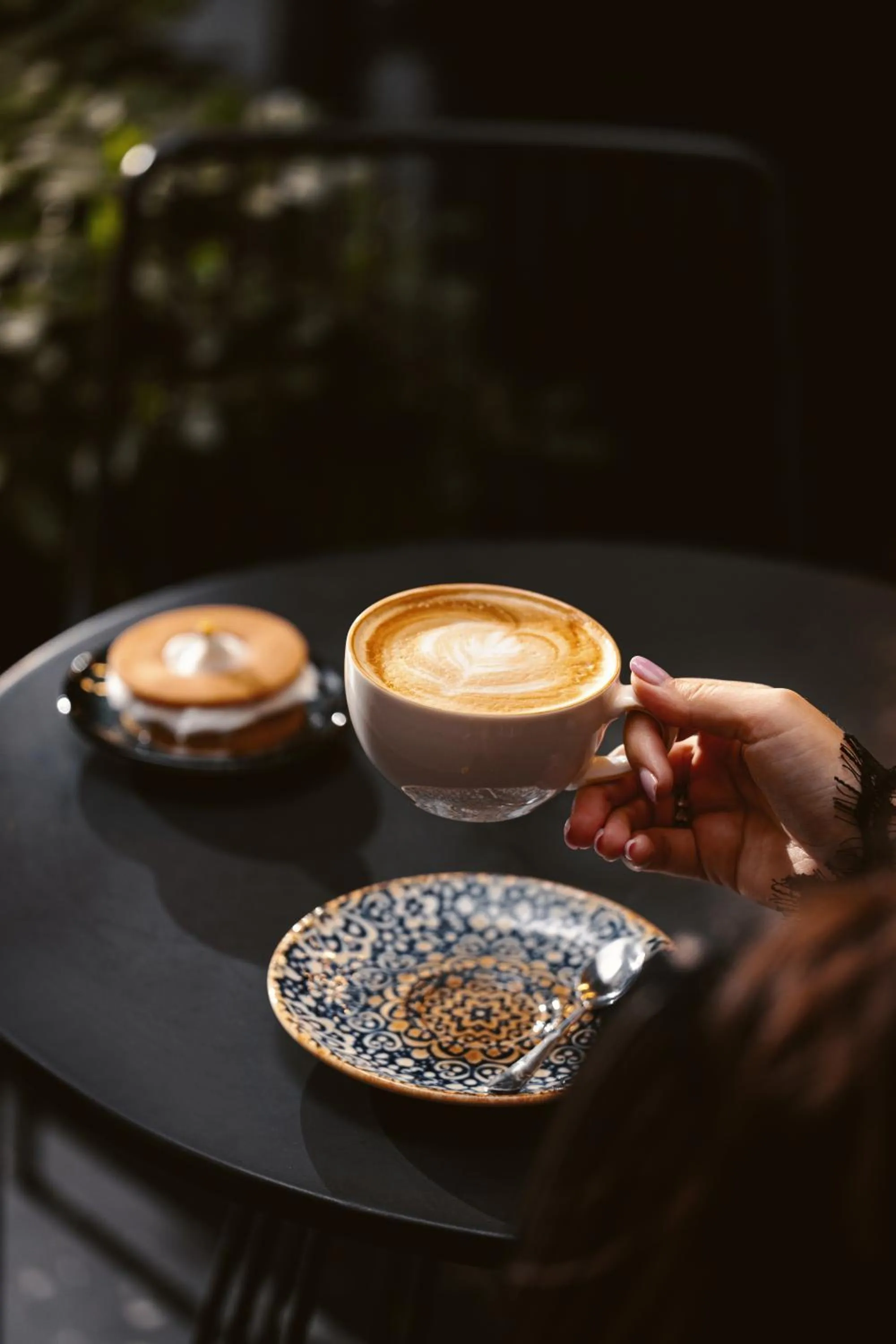 Restaurant/places to eat in Heritage Hotel and Suites