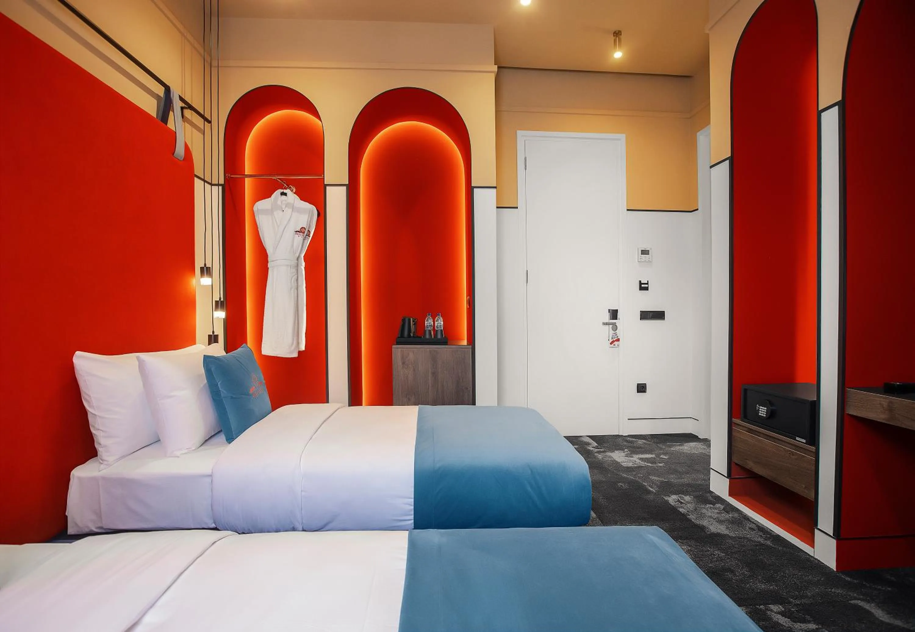 Photo of the whole room, Bed in Heritage Hotel and Suites