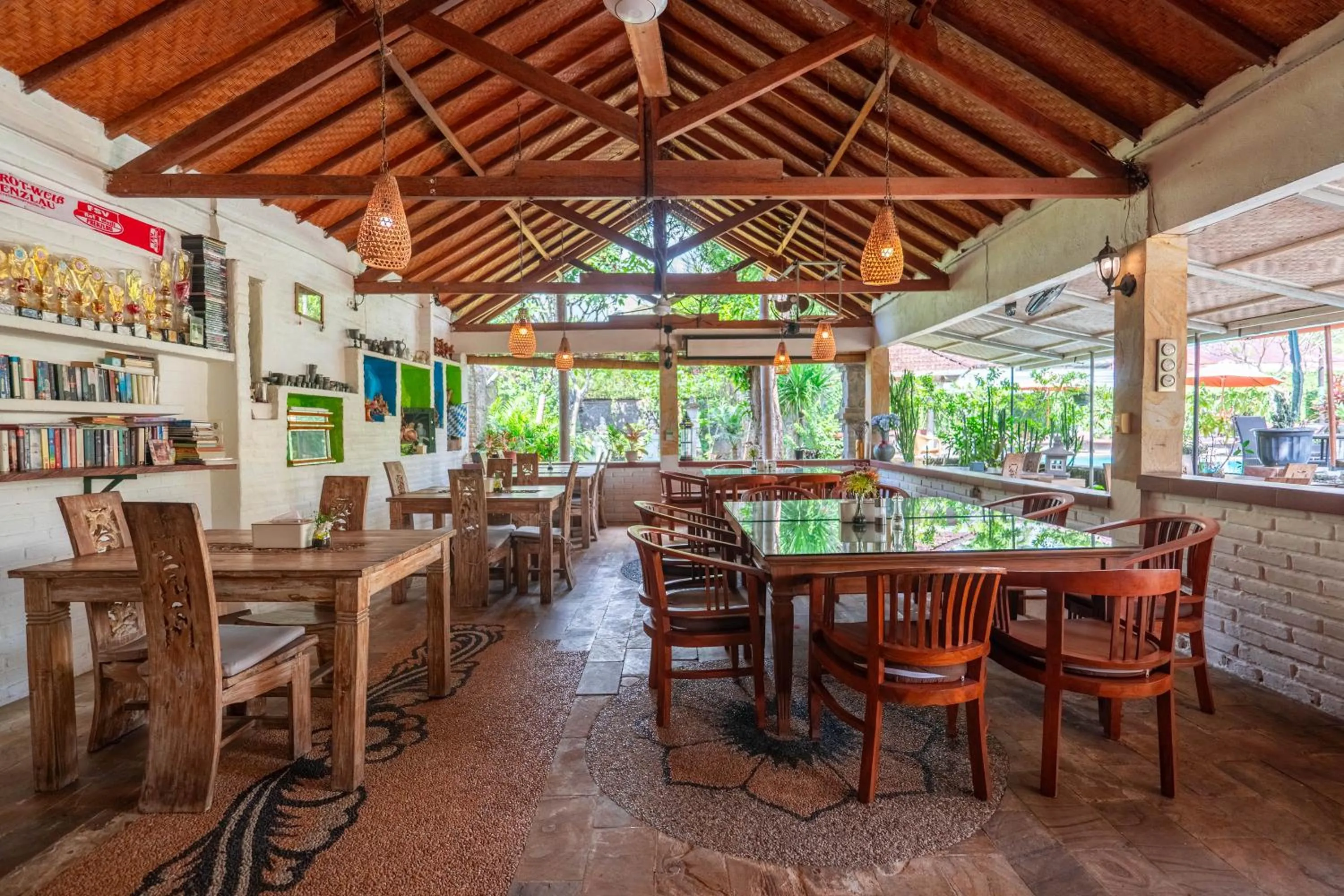 Restaurant/places to eat in Deutsches-Eck Rikesti