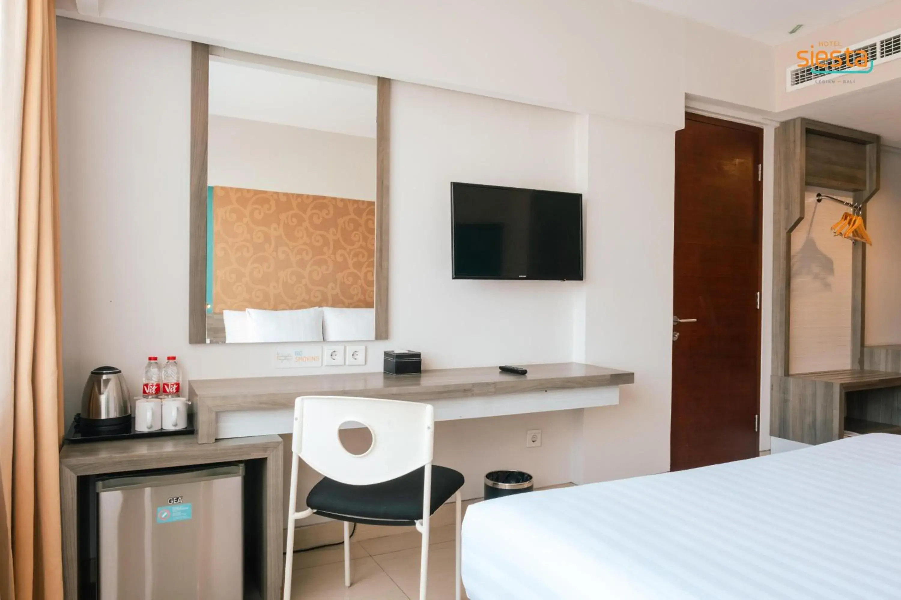 View (from property/room), Bed in Siesta Legian View (from property/room), Bed in Siesta Legian