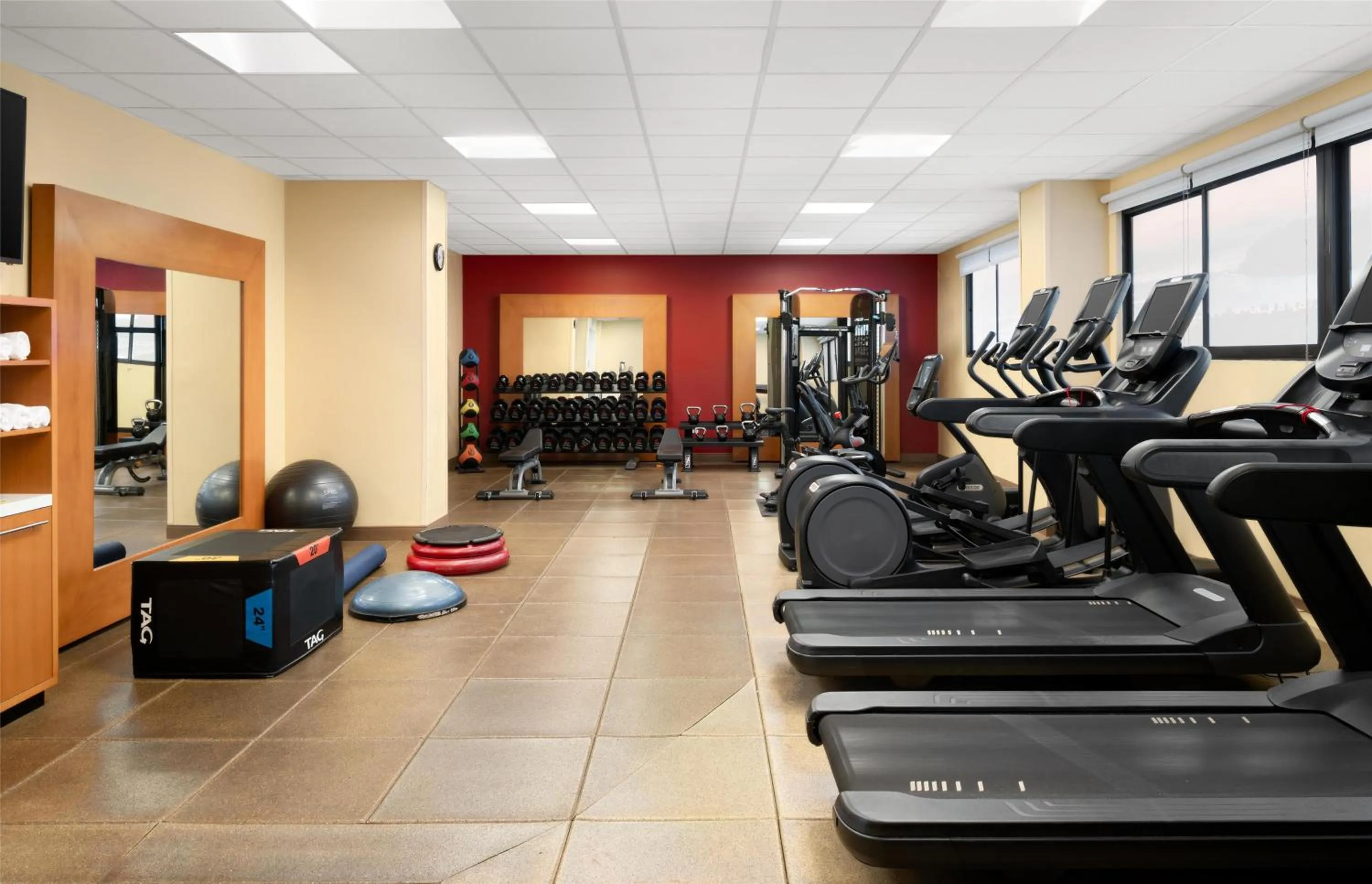 Fitness centre/facilities in Hilton San Francisco Airport Bayfront - No Resort Fee