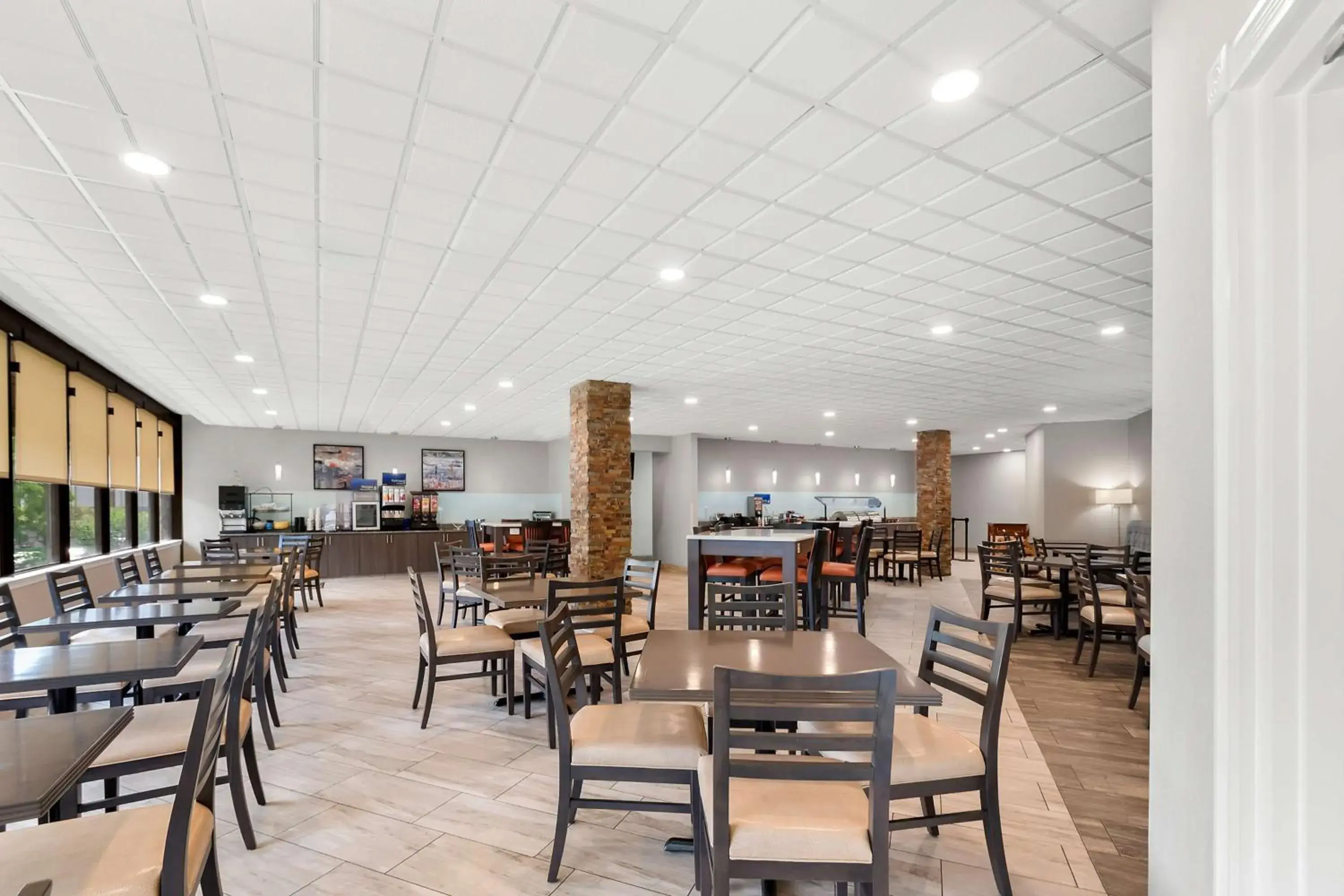 Restaurant/places to eat in Best Western Fairfax City Restaurant/places to eat in Best Western Fairfax City