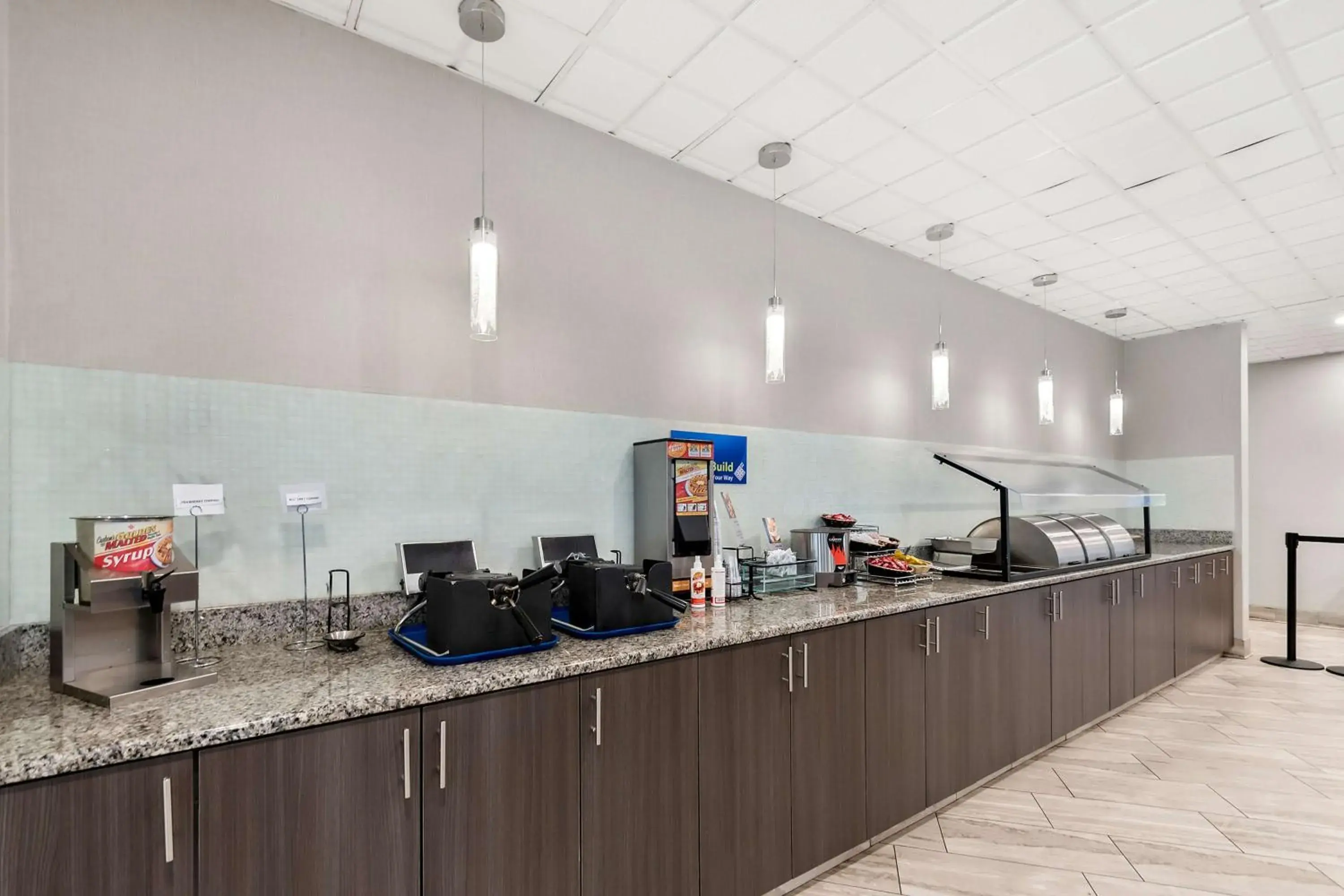 Restaurant/places to eat in Best Western Fairfax City Restaurant/places to eat in Best Western Fairfax City